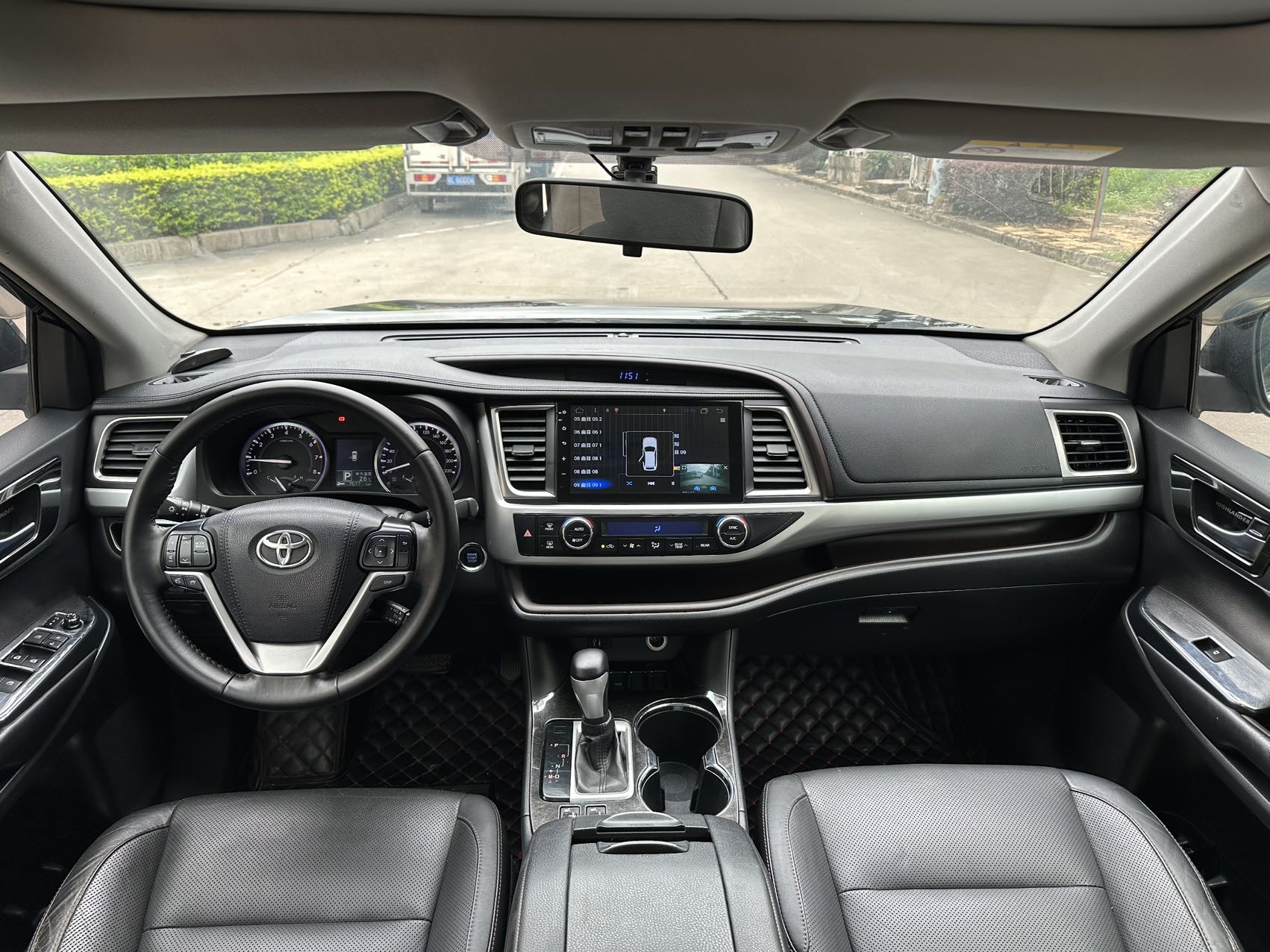 丰田 2015款 汉兰达 2.0T 两驱豪华版7座