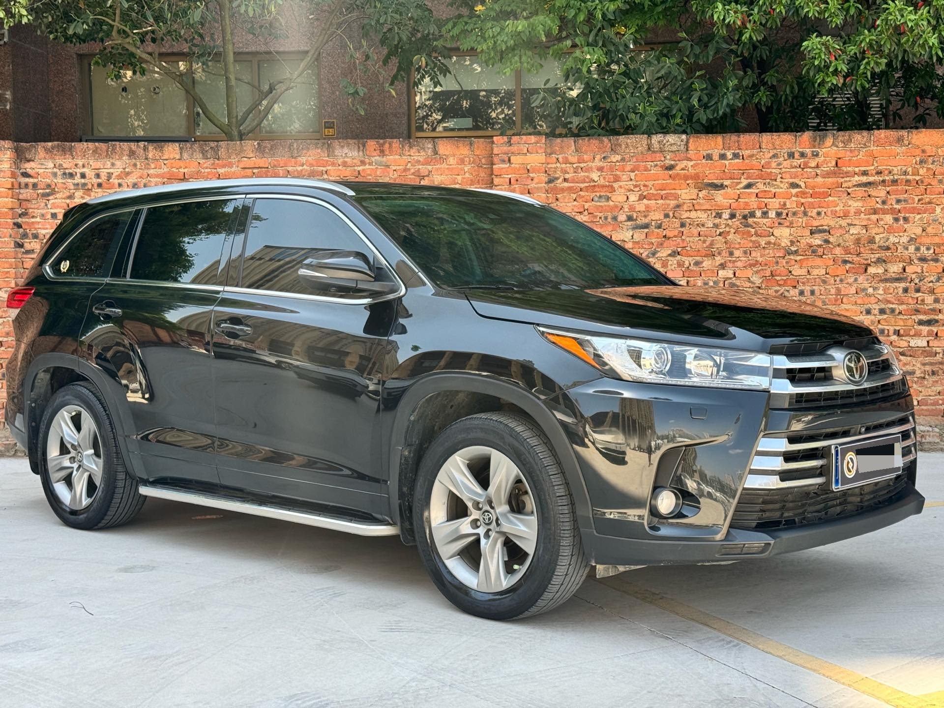 Toyota 2019 Highlander 2.0T 4WD至尊版 7-Seater