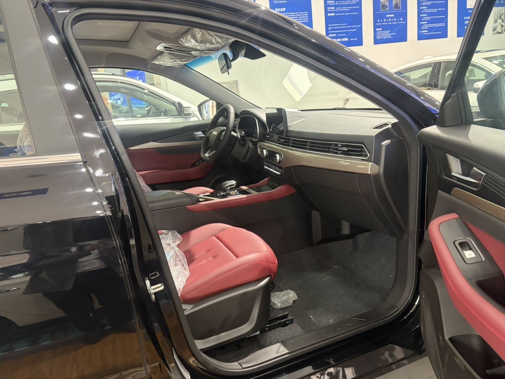 JETOUR 2025 X70 1.5T Beyond PRO 5-Seater