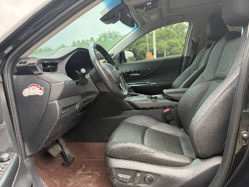 Toyota 2023 Venza 2.0 CVT 2WD Premium