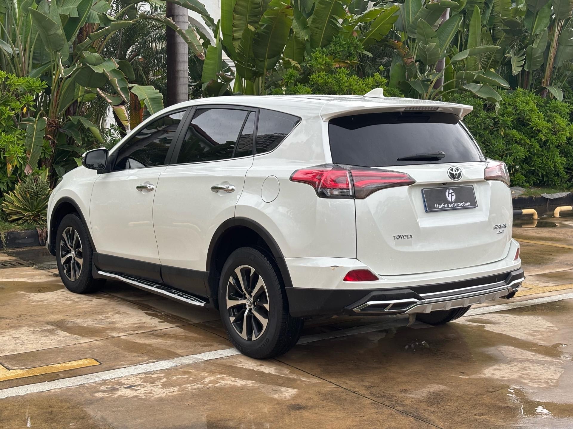 丰田 2016款 RAV4荣放 2.0 无级 四驱新锐版