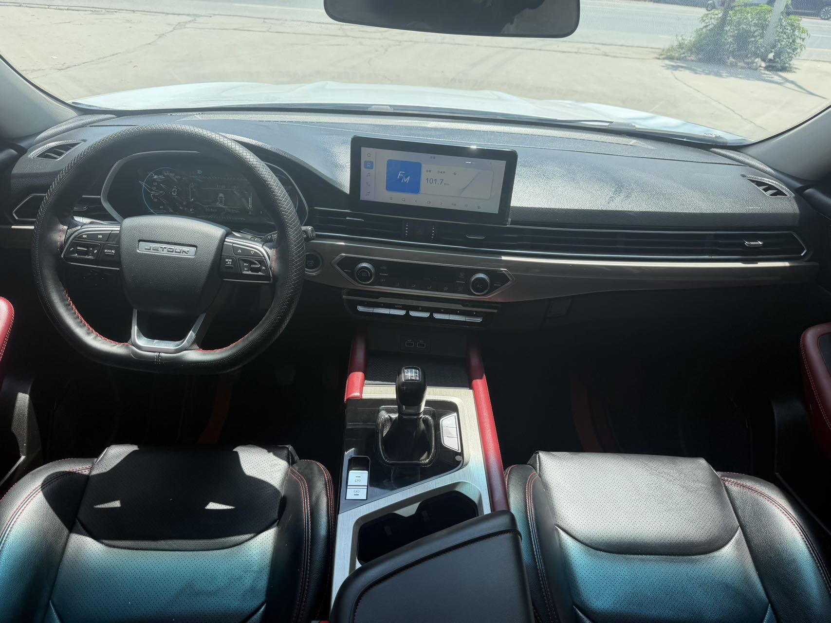 JETOUR 2023 X70 1.5T Beyond Edition 5-Seater