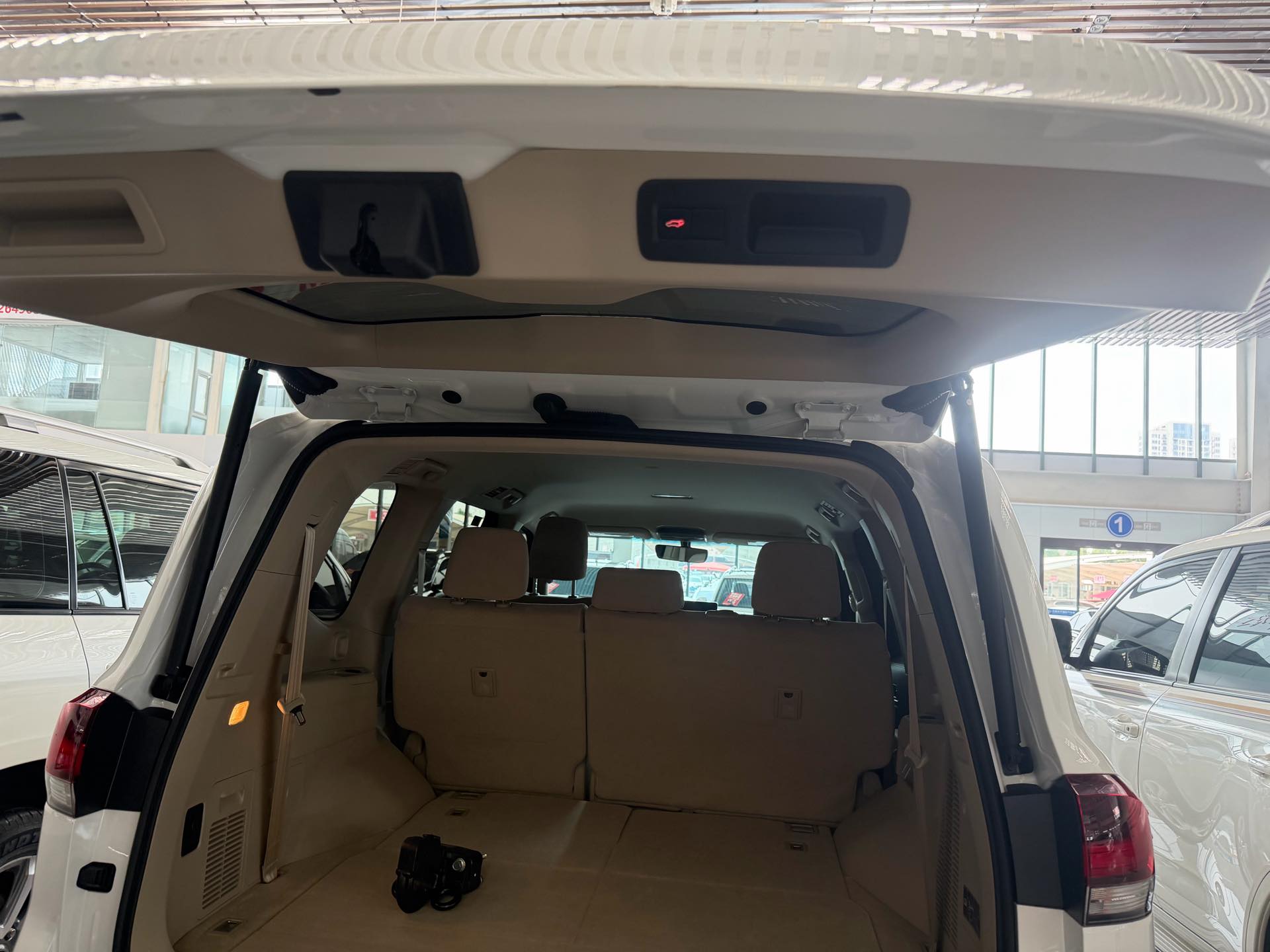 Toyota Land Cruiser (Import) 2022 Land Cruiser 3.3T Middle East Version