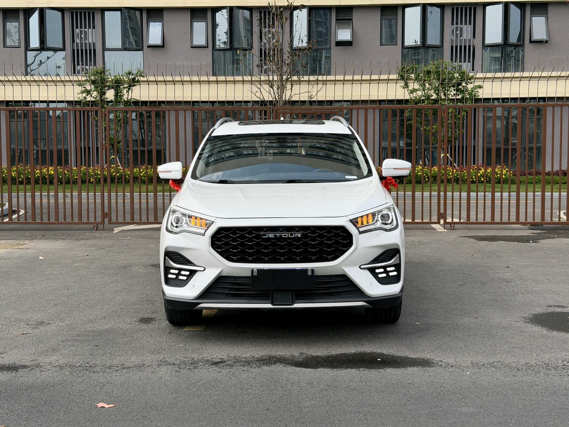 JETOUR 2020 X90 1.6T Yingyu Edition 7-Seater