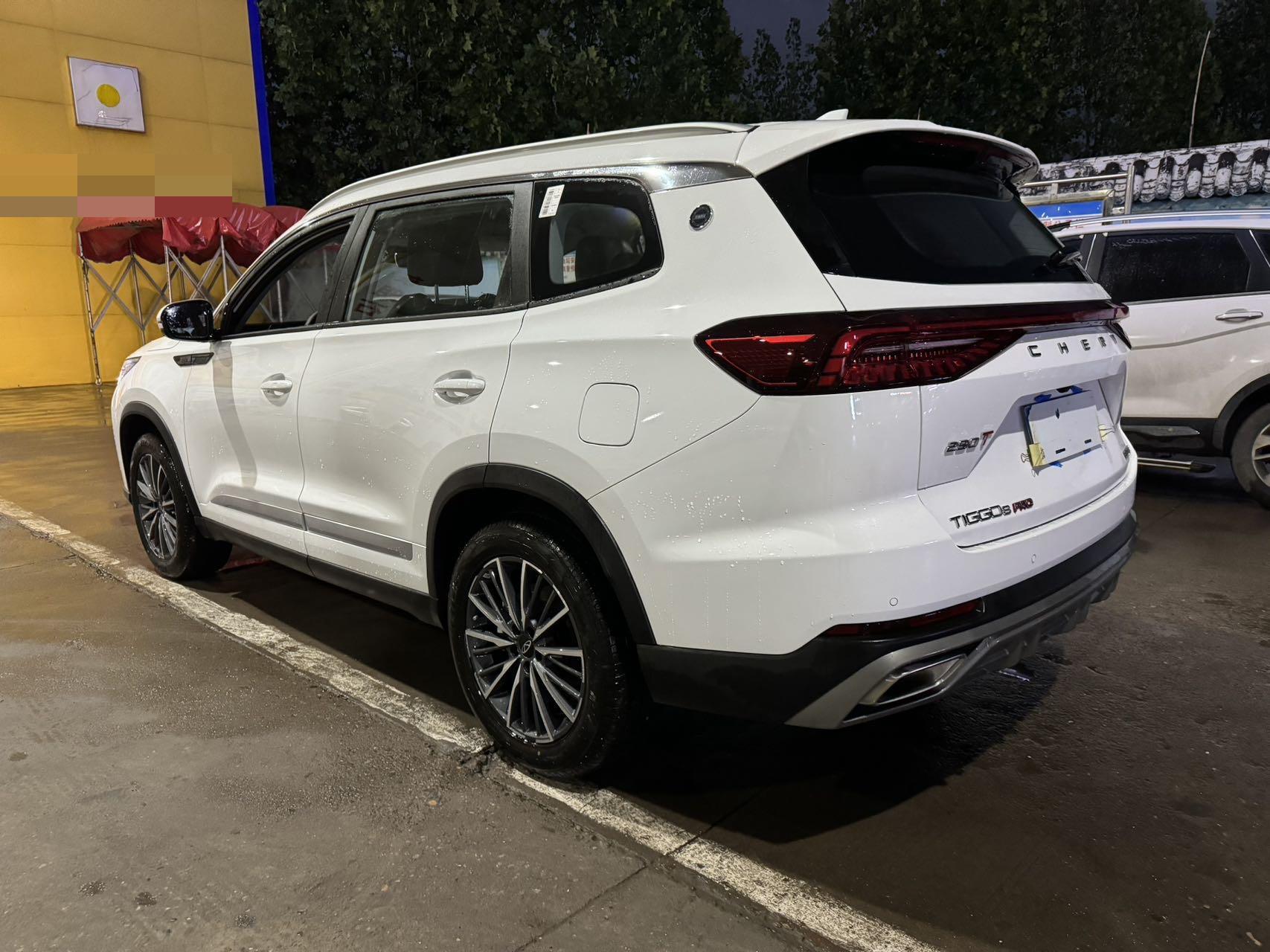 奇瑞 2025款 瑞虎8 PRO 1.6T 290T 两驱豪华版