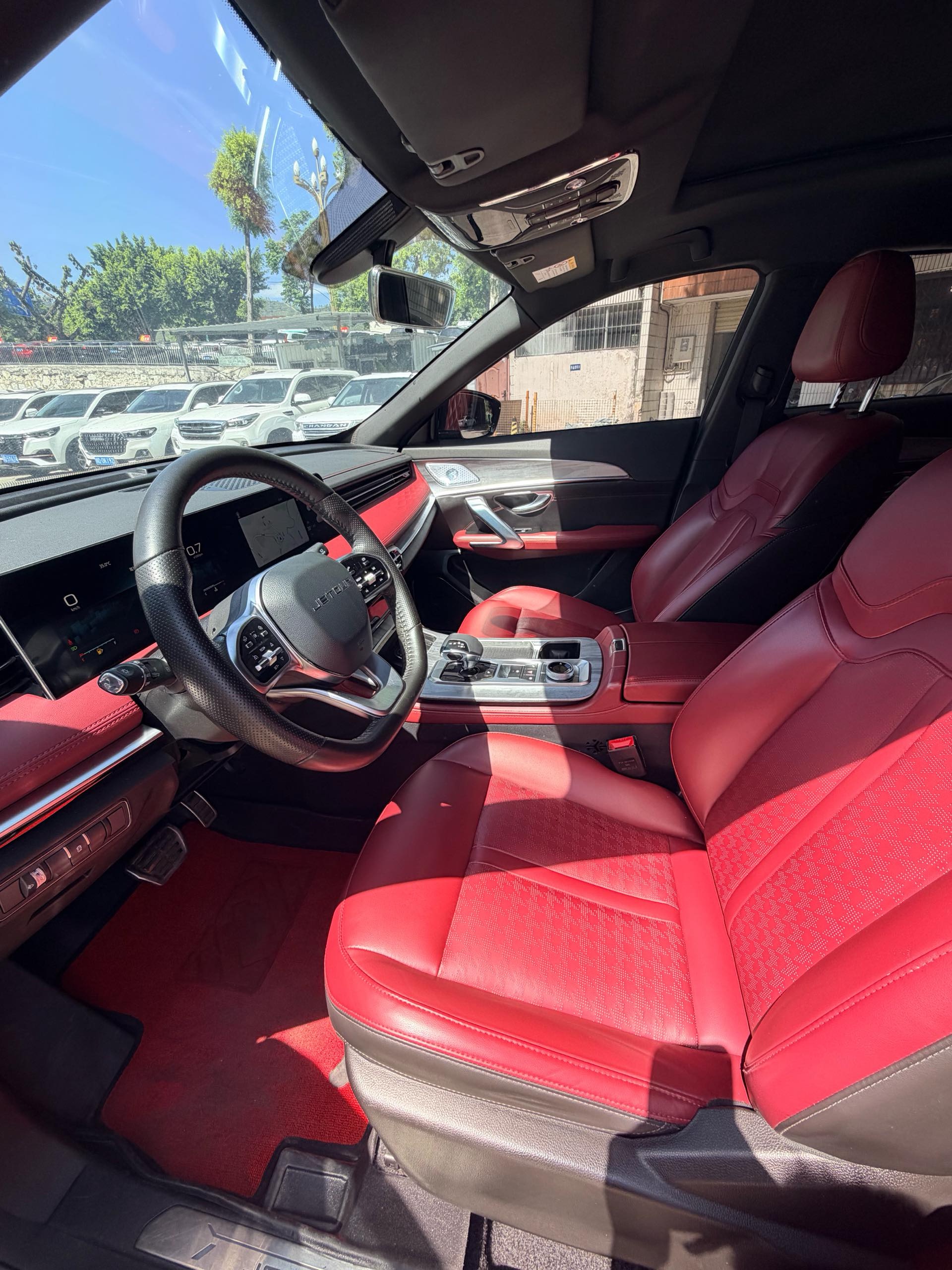 JETOUR 2024 X70 PLUS 1.5T Champion Edition PRO 5-Seater
