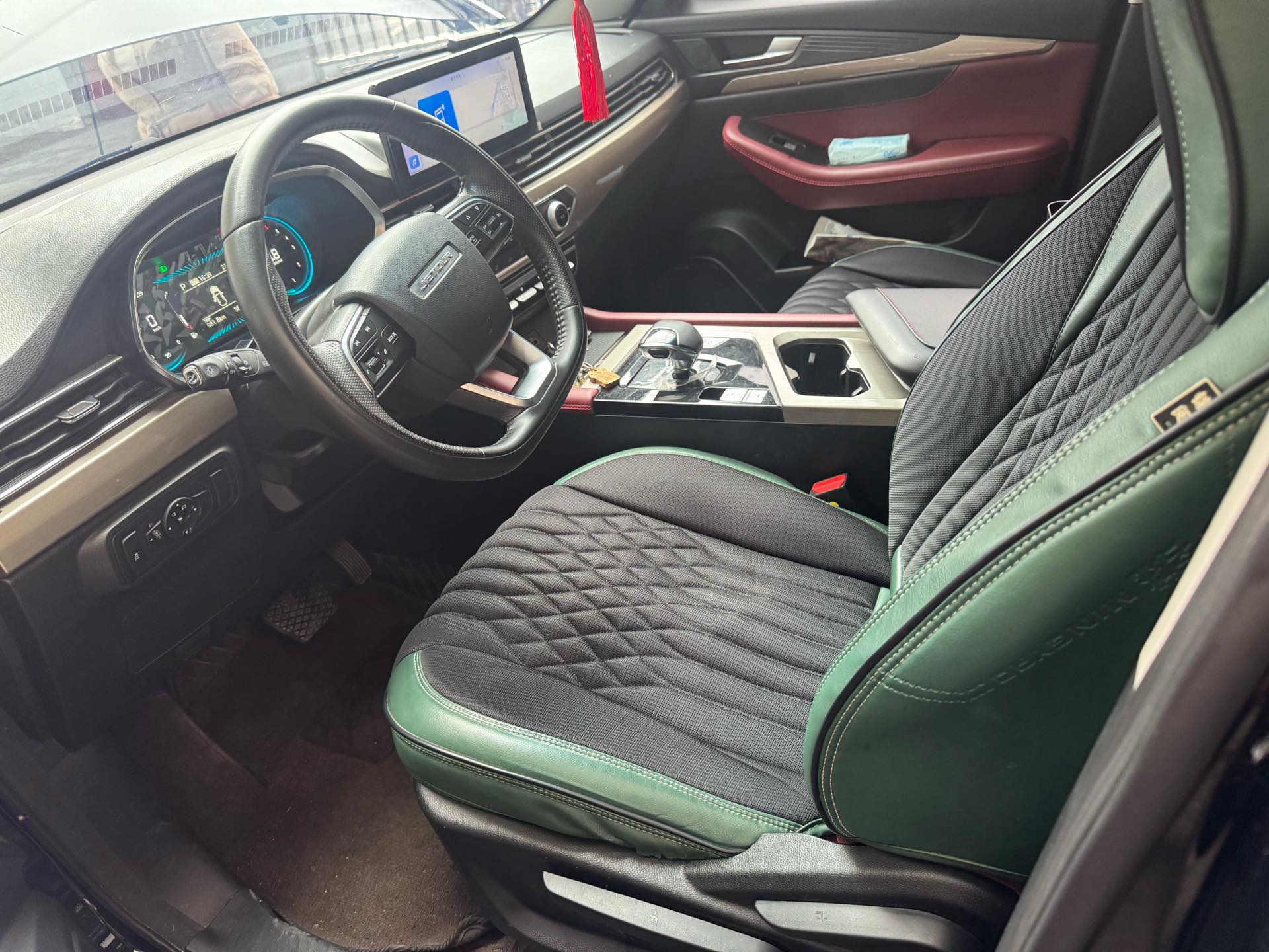 JETOUR 2023 X70 1.5T Beyond PRO+ 7-Seater