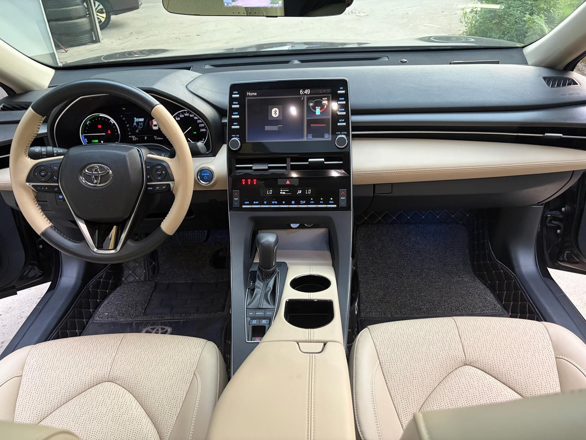 Toyota 2019 Avalon Hybrid 2.5 CVT Luxury Edition
