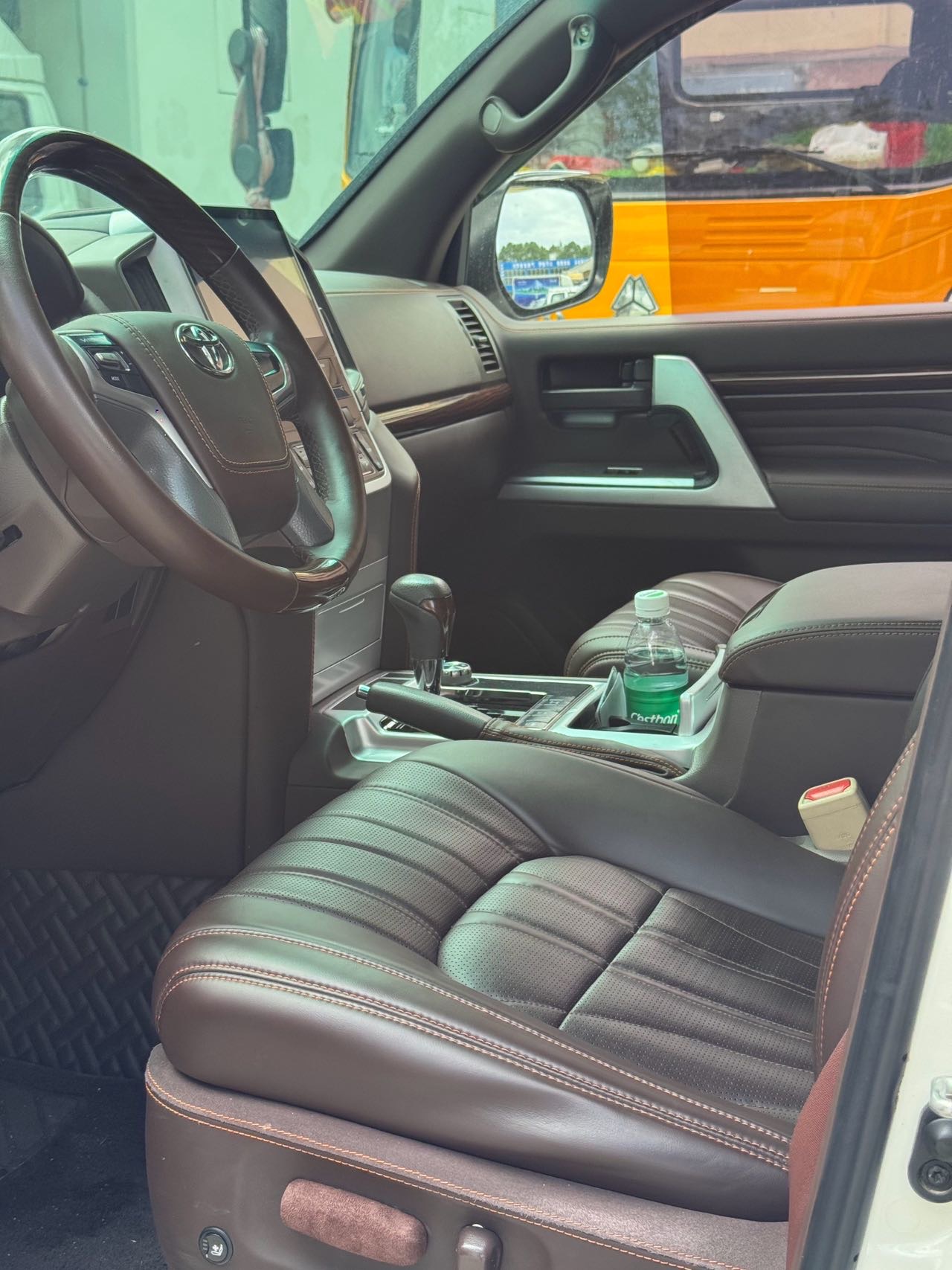 Toyota Land Cruiser (Import) 2015 Land Cruiser 4.0 4000 Middle East Limited Edition