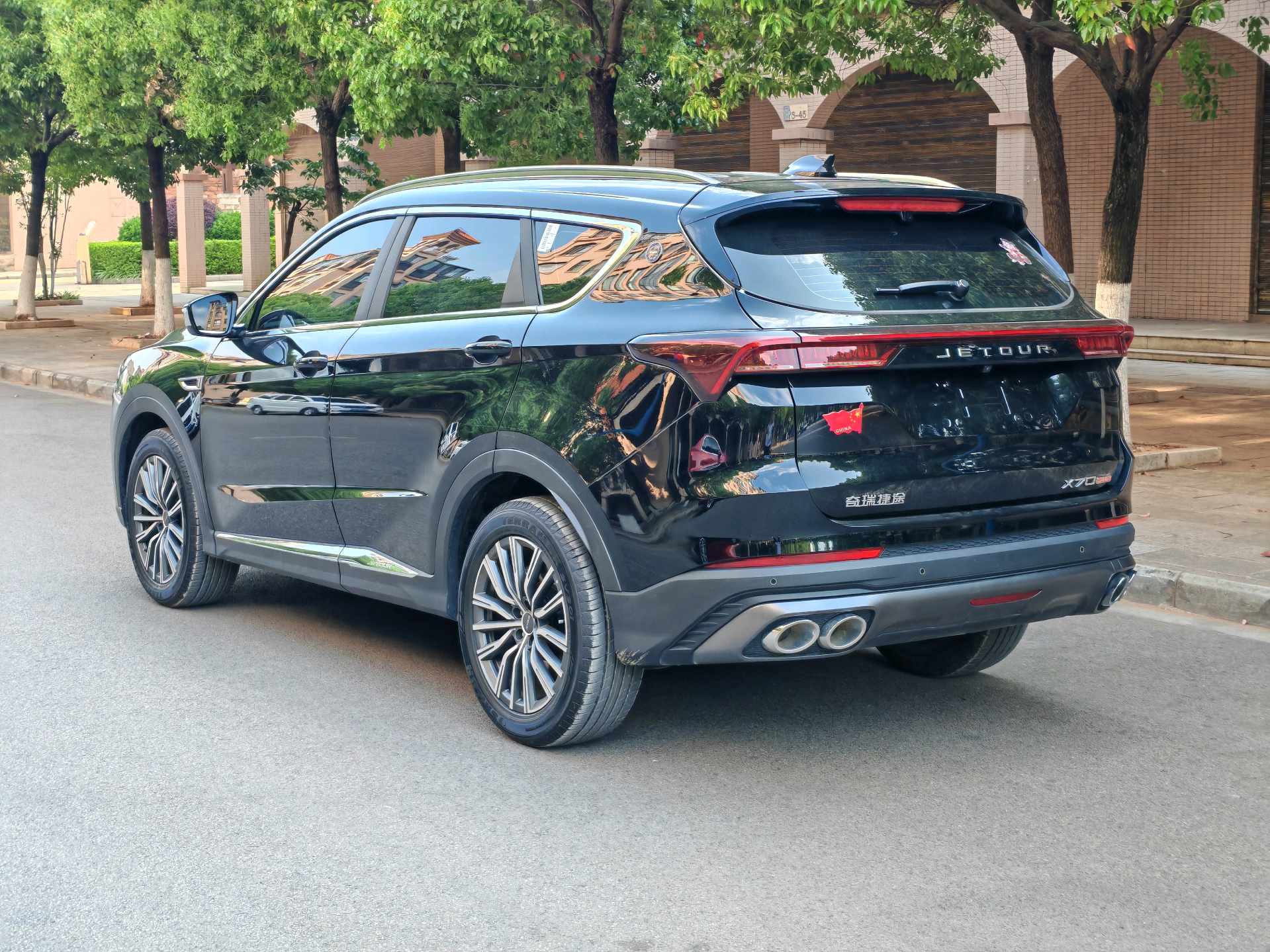 JETOUR 2025 X70 PLUS 1.5T Champion Edition MAX+ 7-Seater