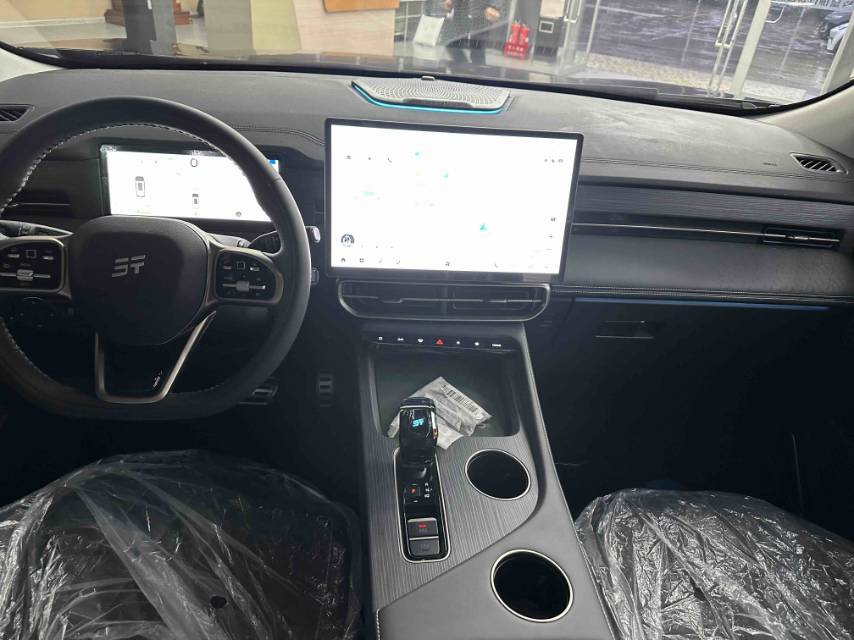 JETOUR 2025 X90 C-DM 1.5T Chuangye Edition 7-Seater