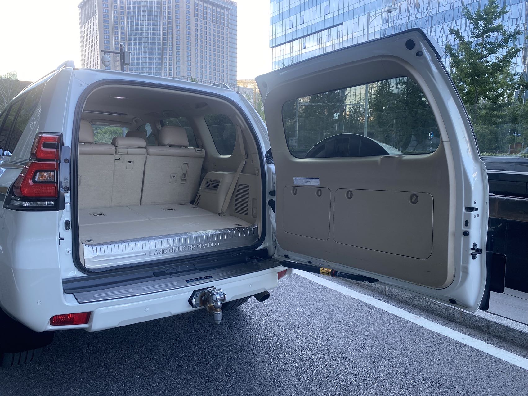 丰田 普拉多(进口) 2019款 普拉多 4.0 VXR 中东版