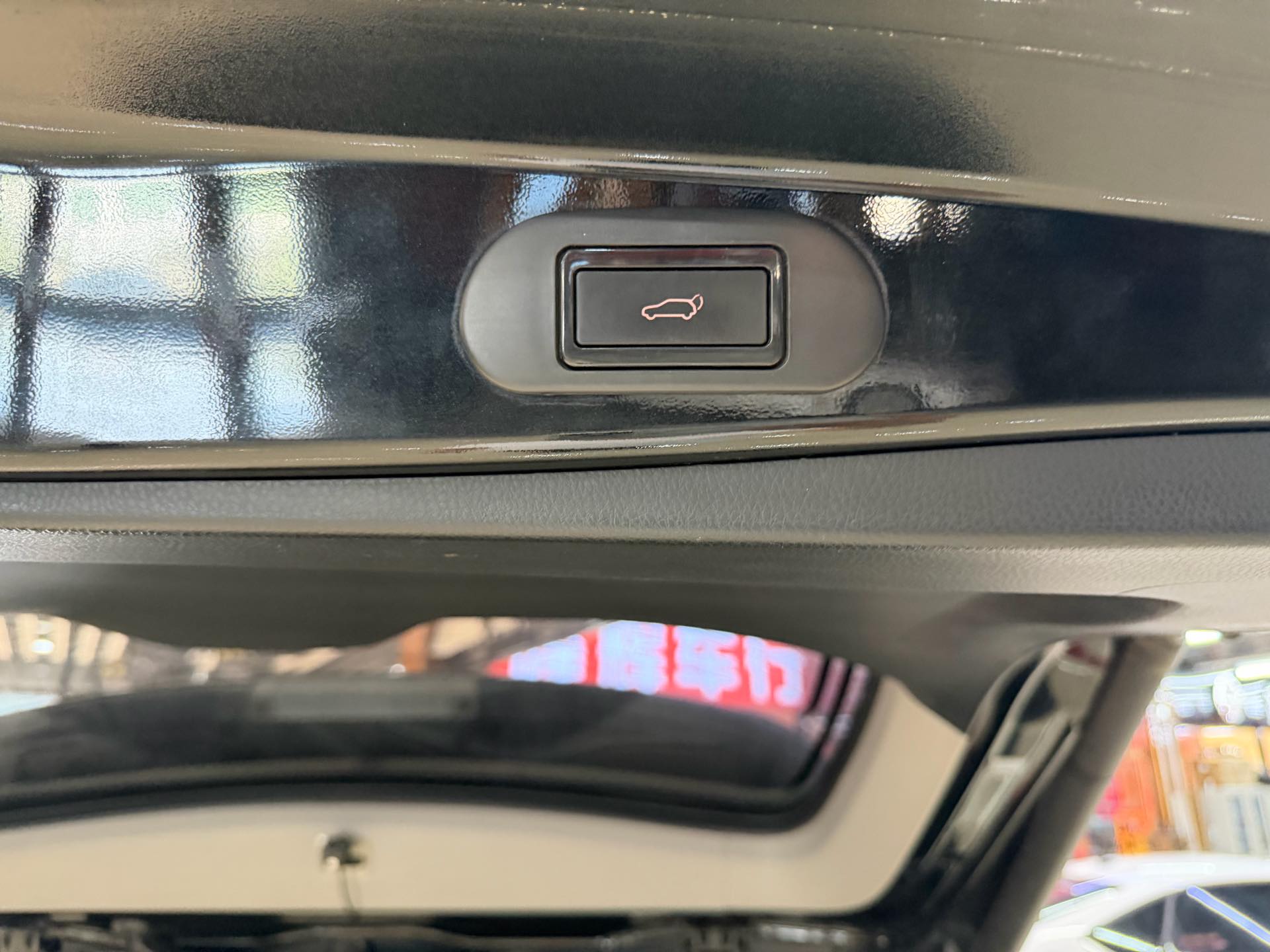 Toyota 2019 Highlander 2.0T 4WD Luxury 7-Seater