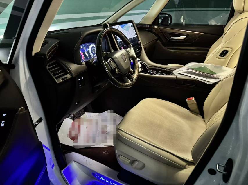 Toyota Vellfire (Import) 2024 Crown Vellfire 2.5 CVT Supreme Executive Edition