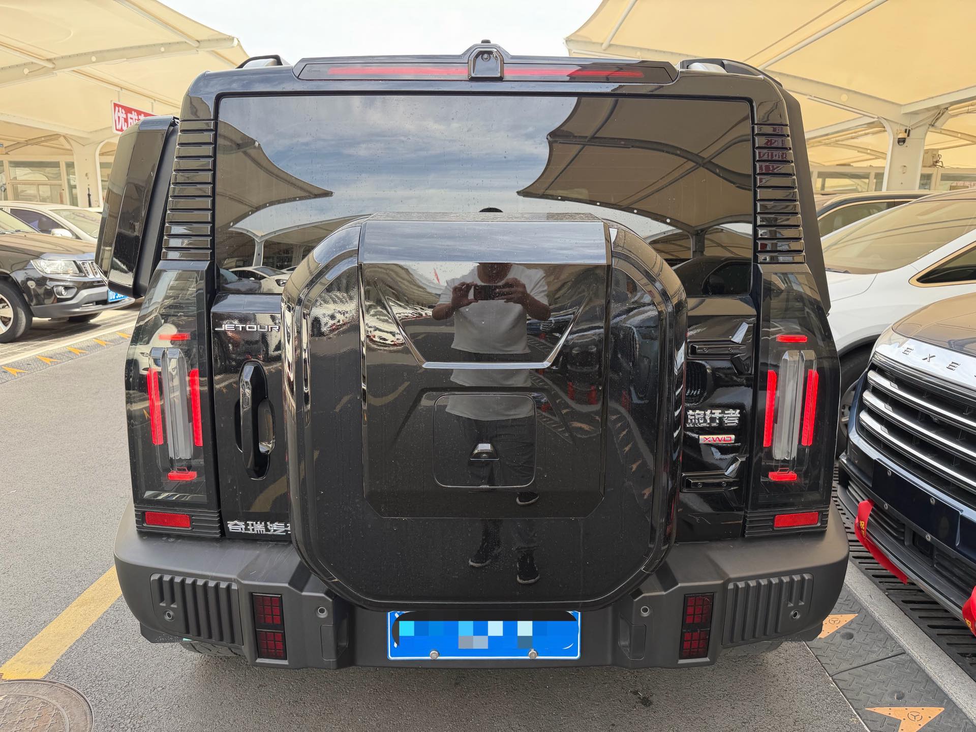 捷途 2023款 旅行者 2.0T 四驱穿越PRO+