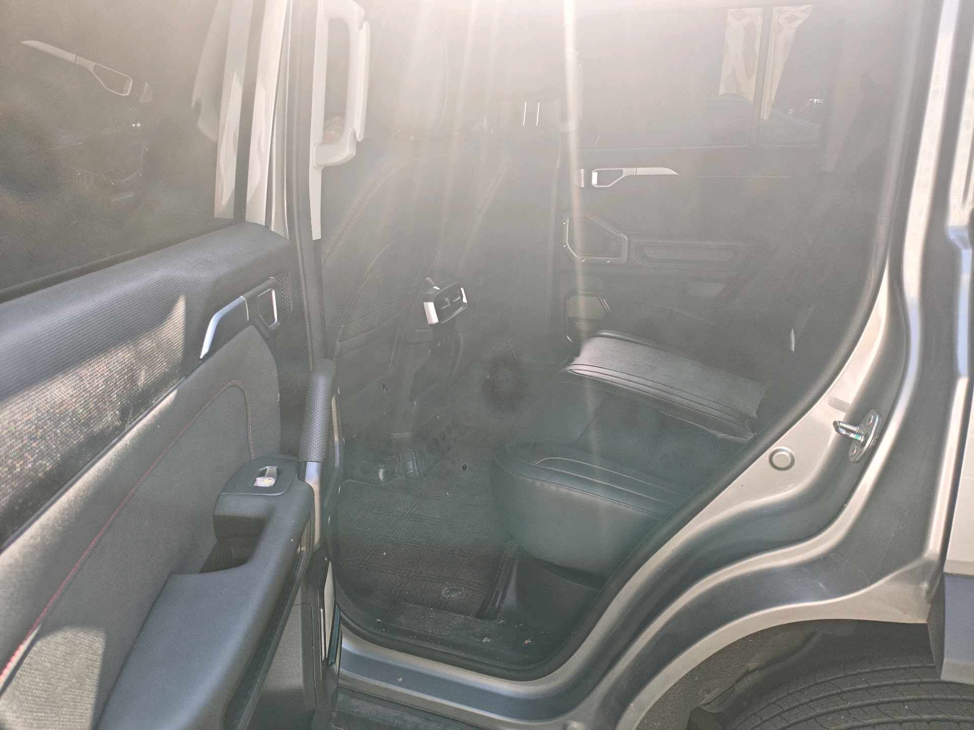 JETOUR 2023 Traveler 1.5T 2WD Discovery PRO
