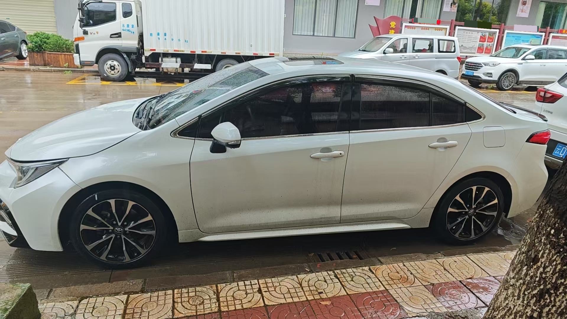 Toyota 2019 Levin 1.2T CVT 185T Sport