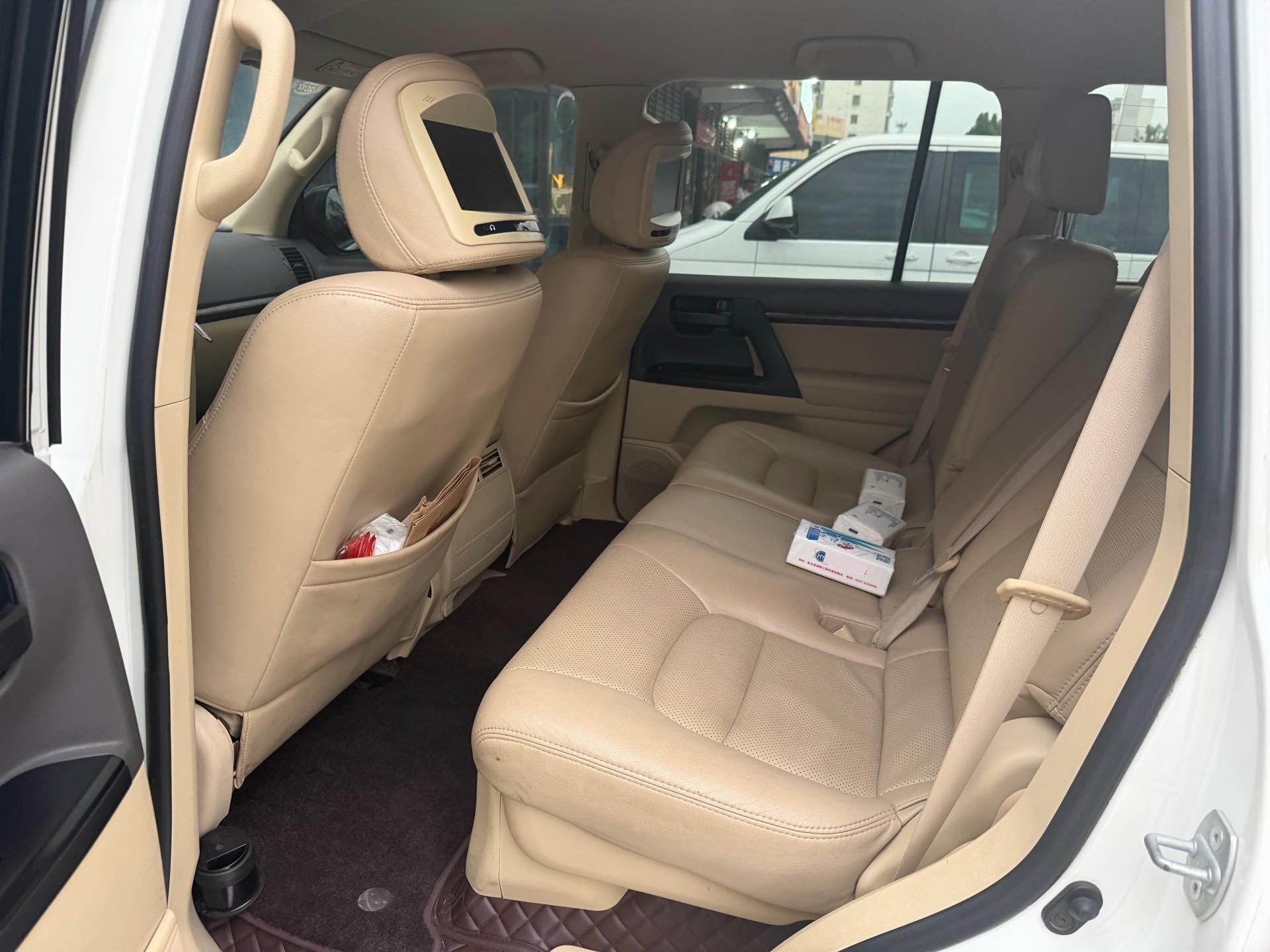 Toyota Land Cruiser (Import) 2015 Land Cruiser 4.0 4000 Middle East Limited Edition