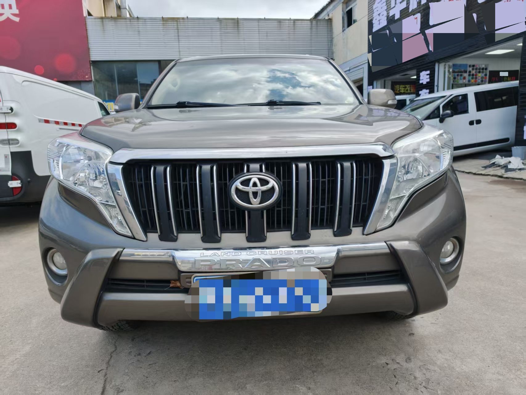 Toyota Prado (Import) 2015 Prado 4.0 VX Middle East Version