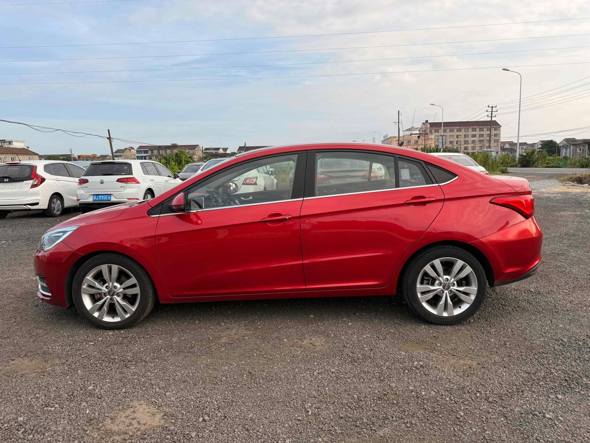 Chery 2017 Arrizo 5 1.5 Leading Trend Edition
