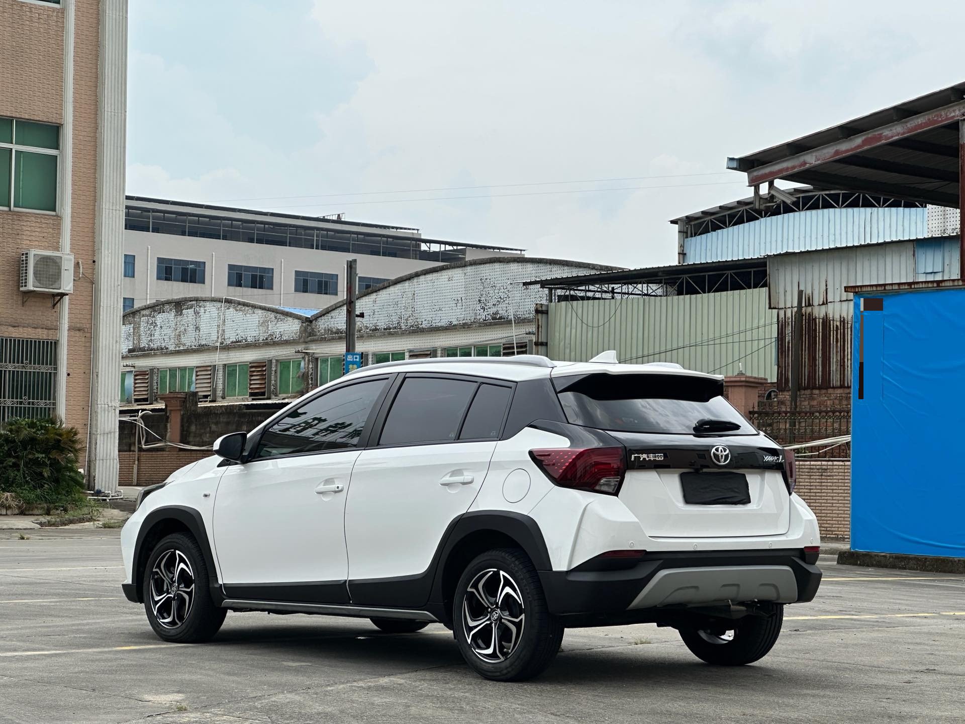 丰田 雅力士 2021款 YARiS L 致炫 1.5 无级 领先版