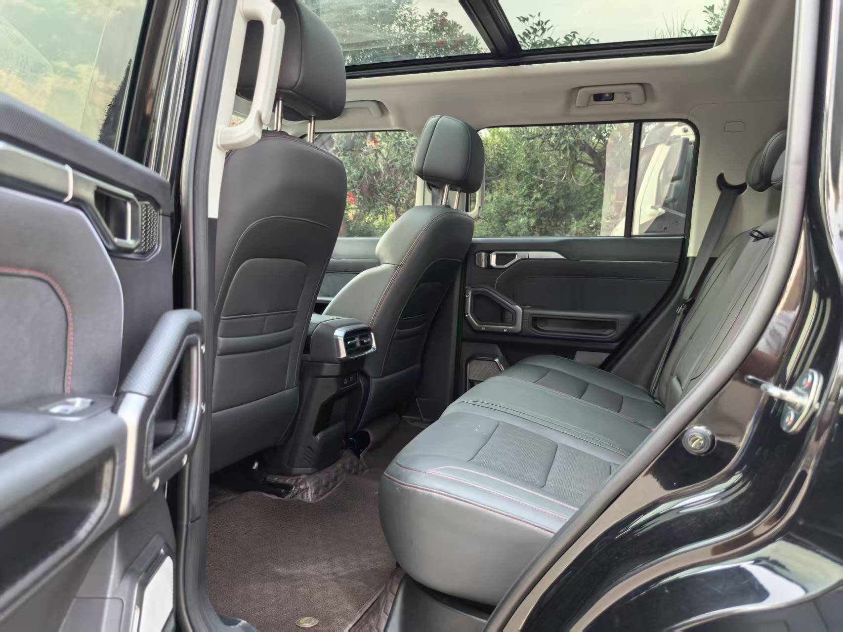 JETOUR 2023 Traveler 1.5T 2WD Discovery PRO