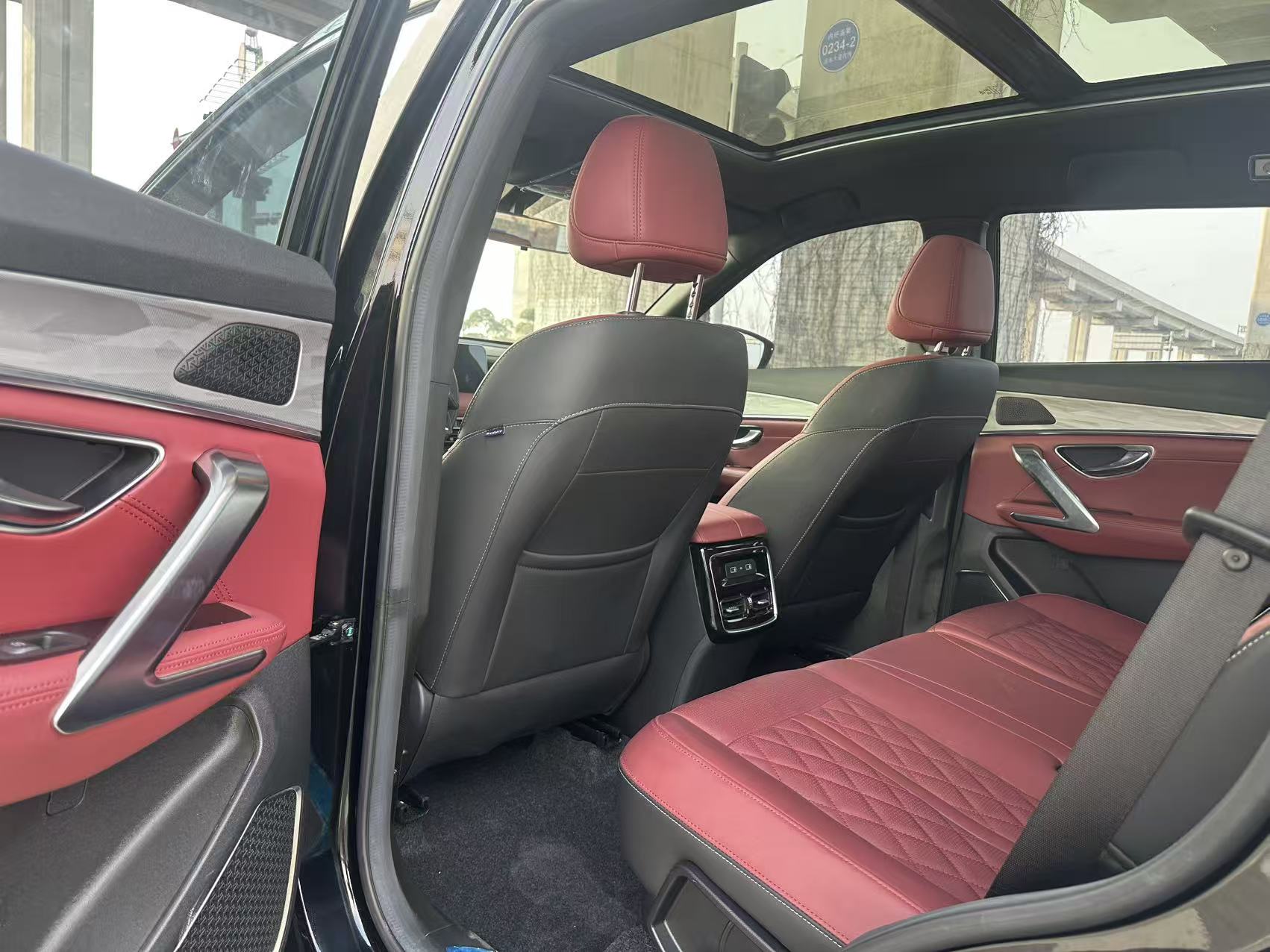 JETOUR 2023 X70 PLUS 1.5T Yongzhe PLUS 5-Seater