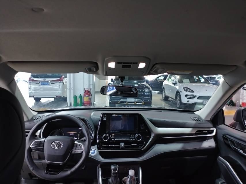 Toyota 2022 Highlander Hybrid 2.5 CVT 4WD Elite 7-Seater