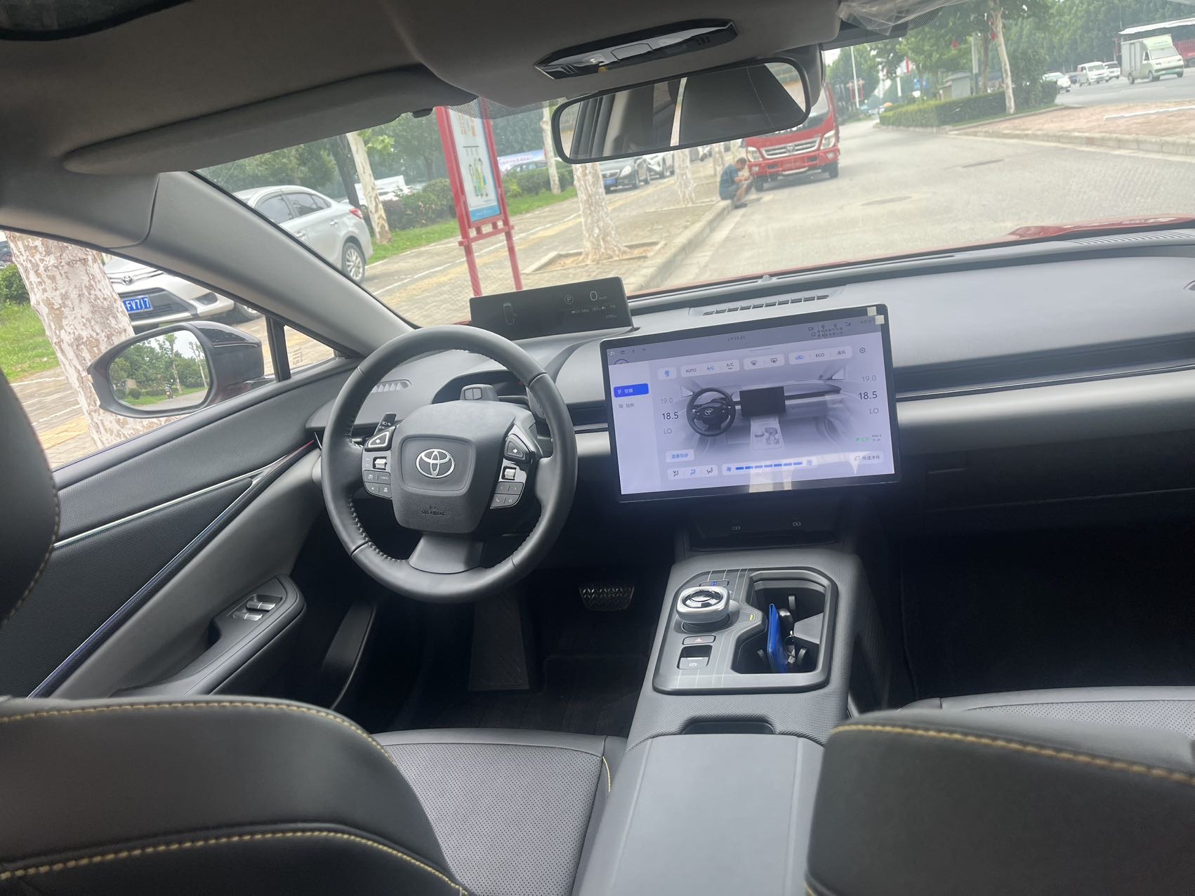 Toyota 2025 bZ5 550 PRO Smart Edition