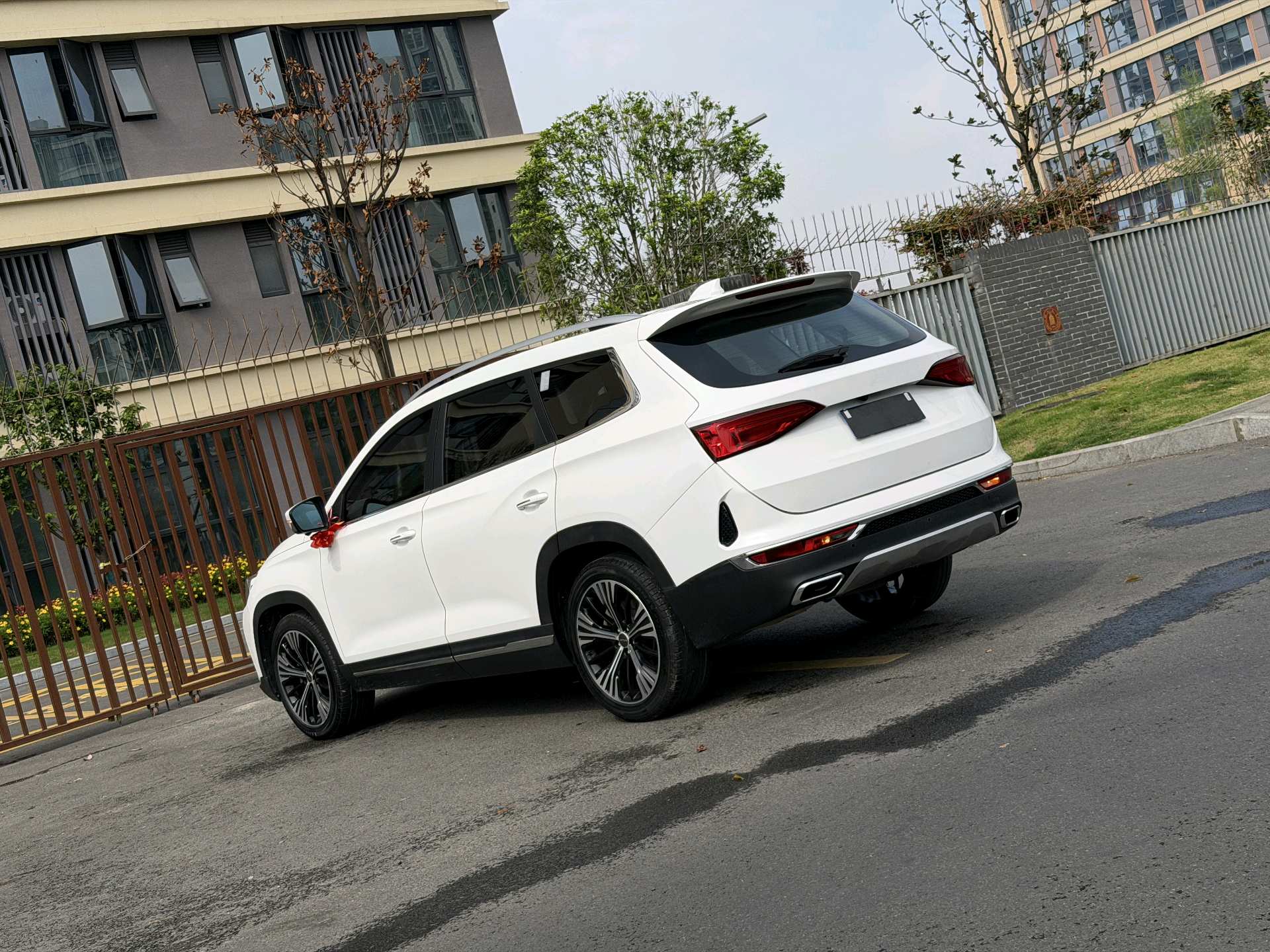 JETOUR 2020 X90 1.6T Yingyu Edition 7-Seater
