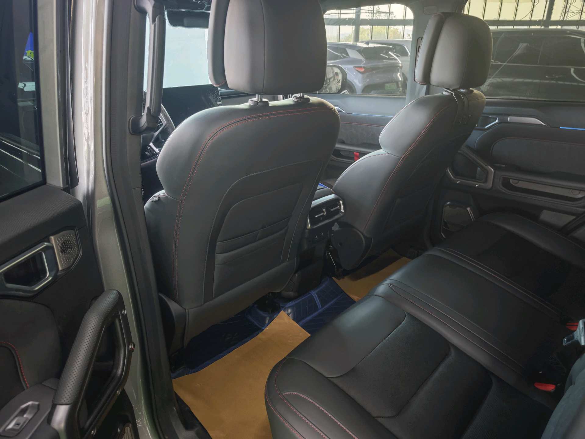 JETOUR 2023 Traveler 2.0T 4WD Transverse PRO+