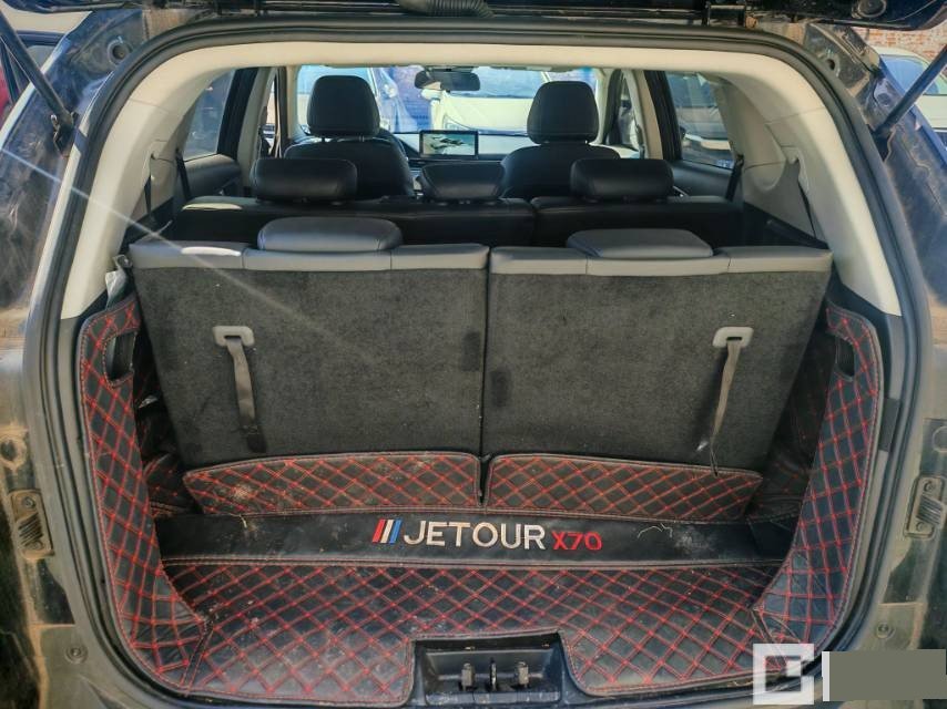 JETOUR 2023 X70 1.5T Flagship 7-Seater