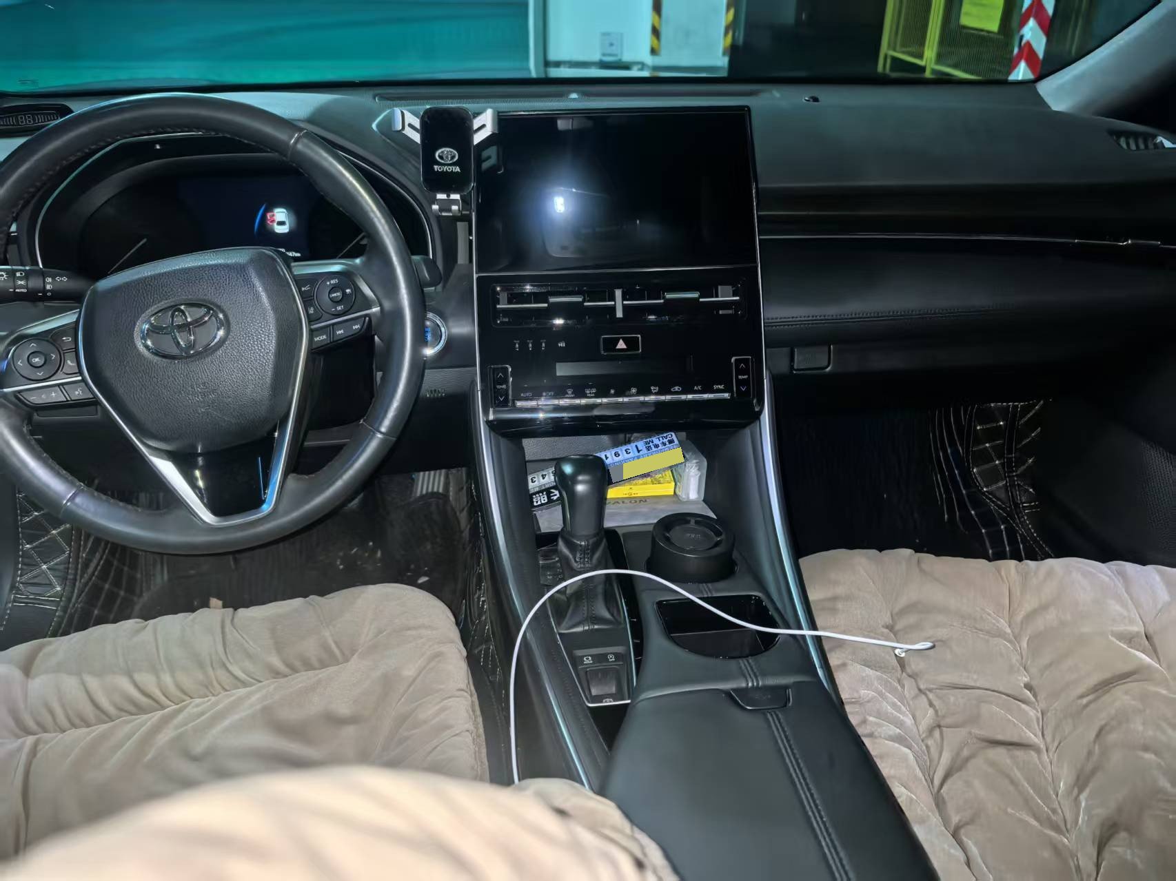 Toyota 2023 Avalon 2.0 CVT Luxury Edition