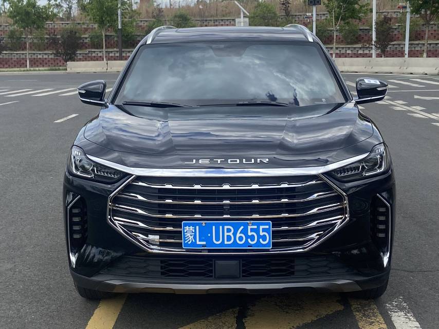 捷途 2021款 X70 PLUS 1.5T 山7座
