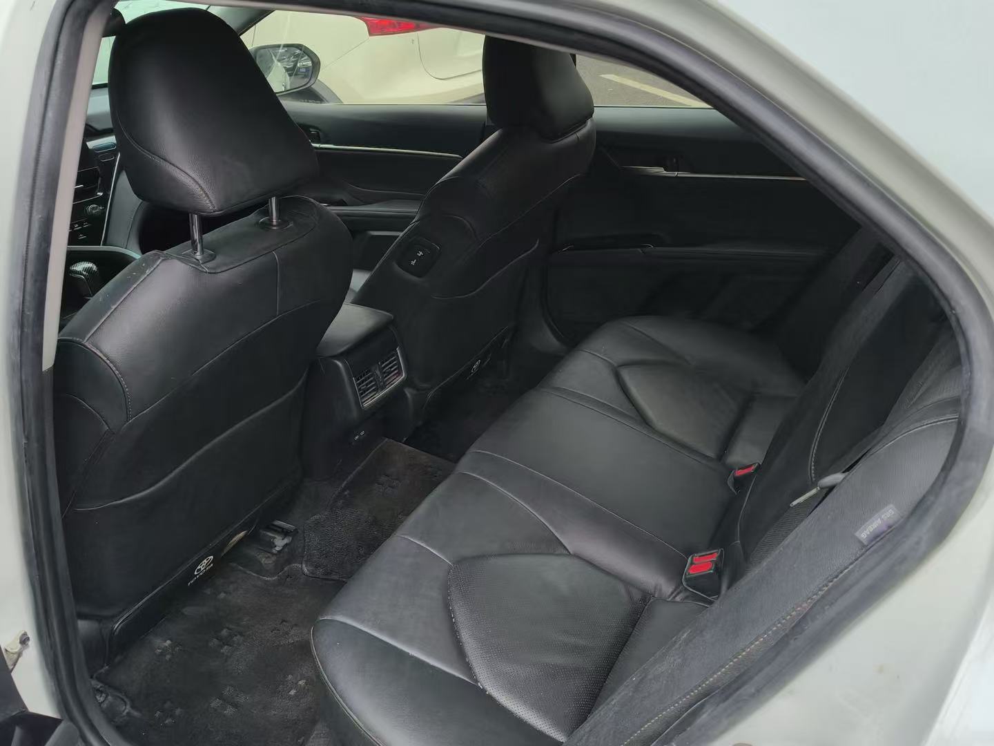 Toyota 2021 Camry 2.0G CVT Luxury Edition