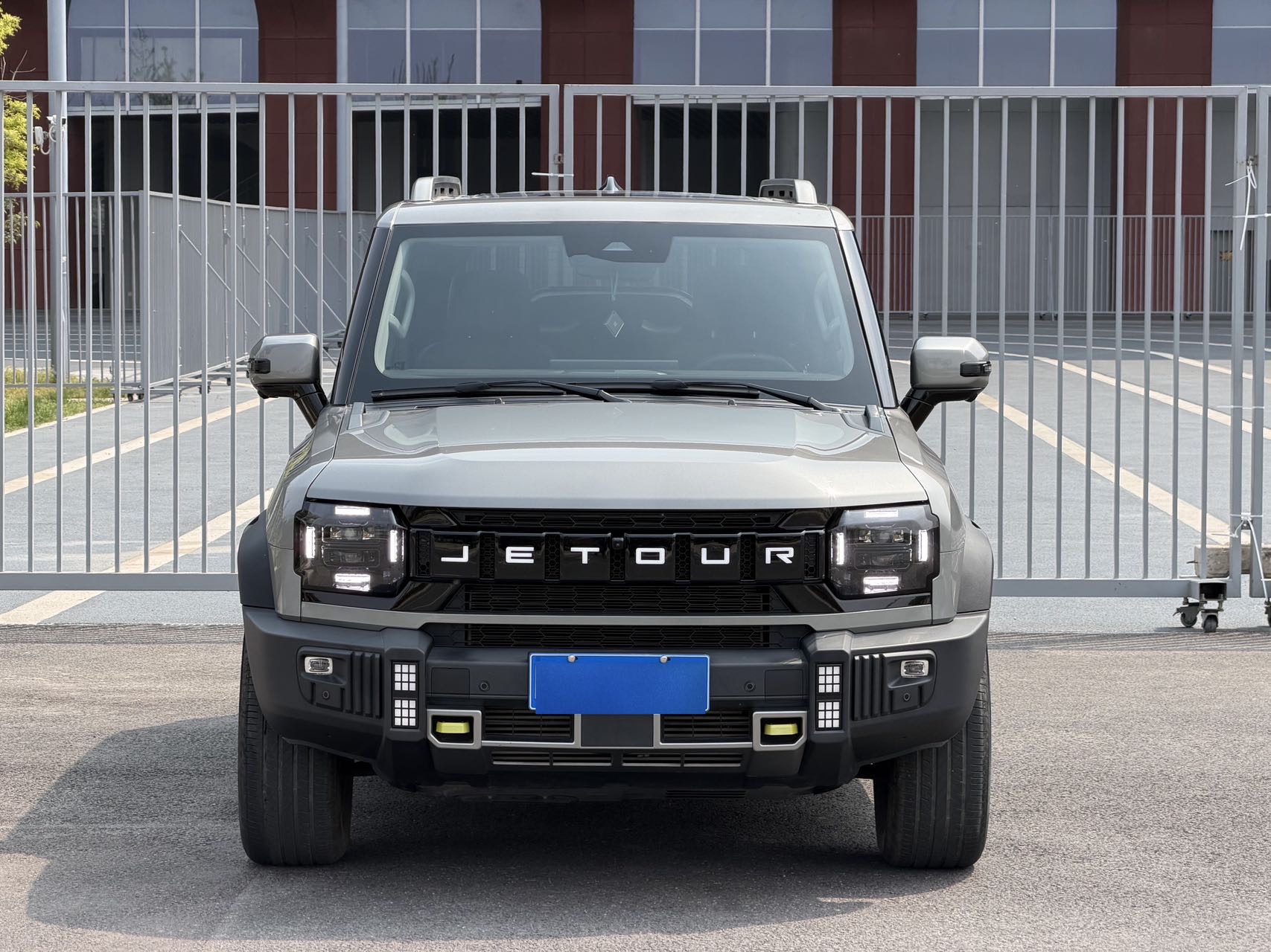 JETOUR 2023 Traveler 2.0T 4WD Cross PRO