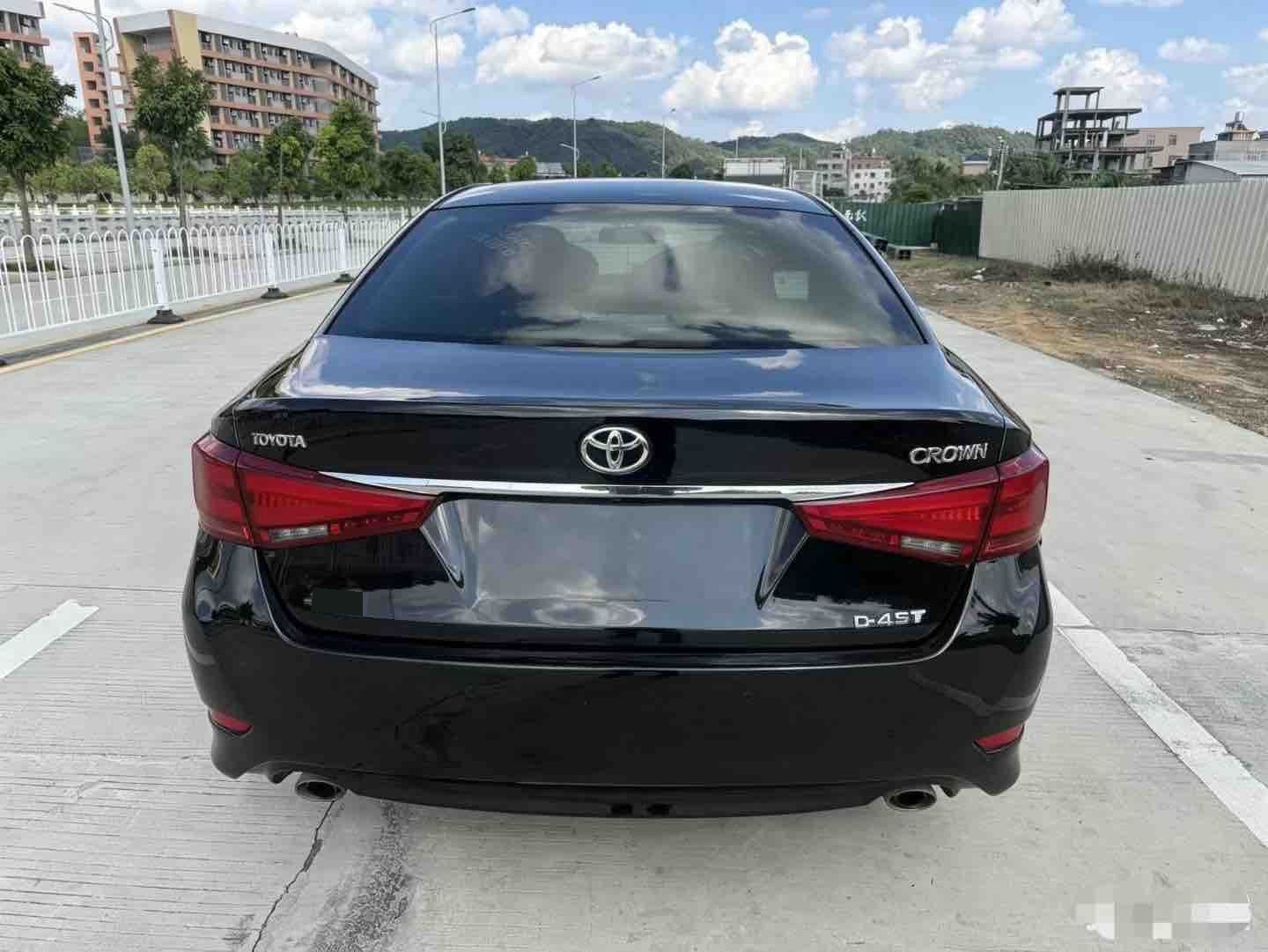 Toyota 2018 Crown 2.0T Fashion Edition