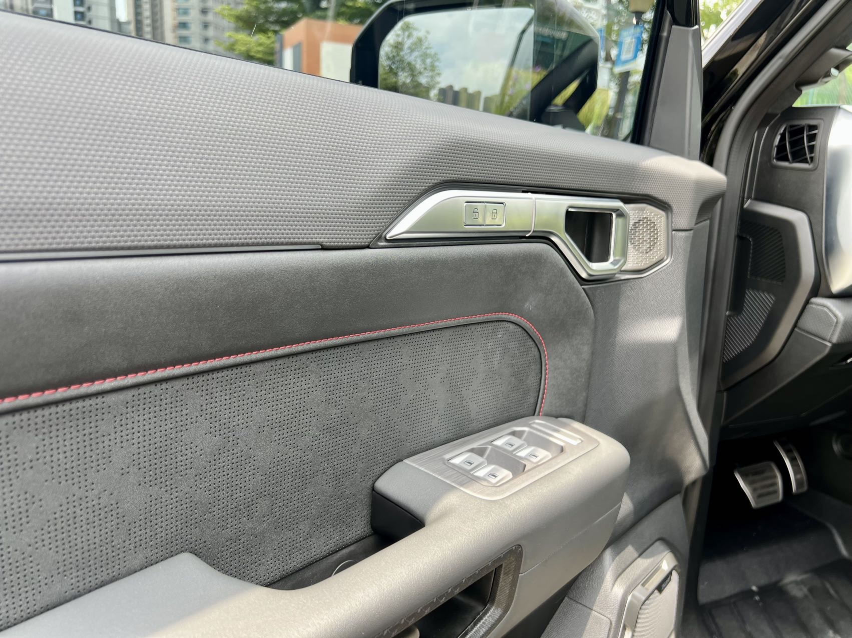 捷途 2023款 旅行者 2.0T 四驱穿越PRO+