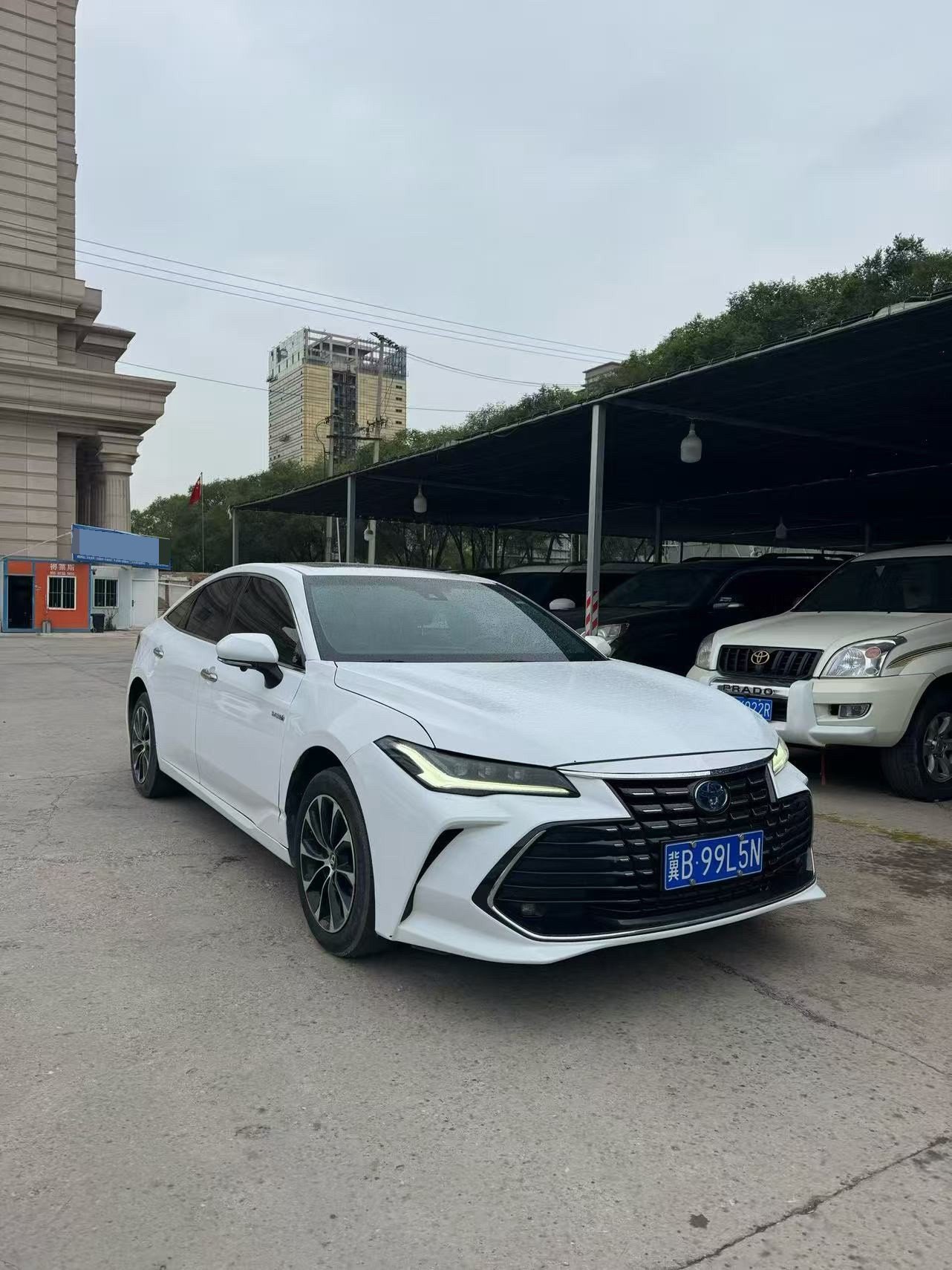 Toyota 2023 Avalon Hybrid 2.5 CVT Luxury Edition