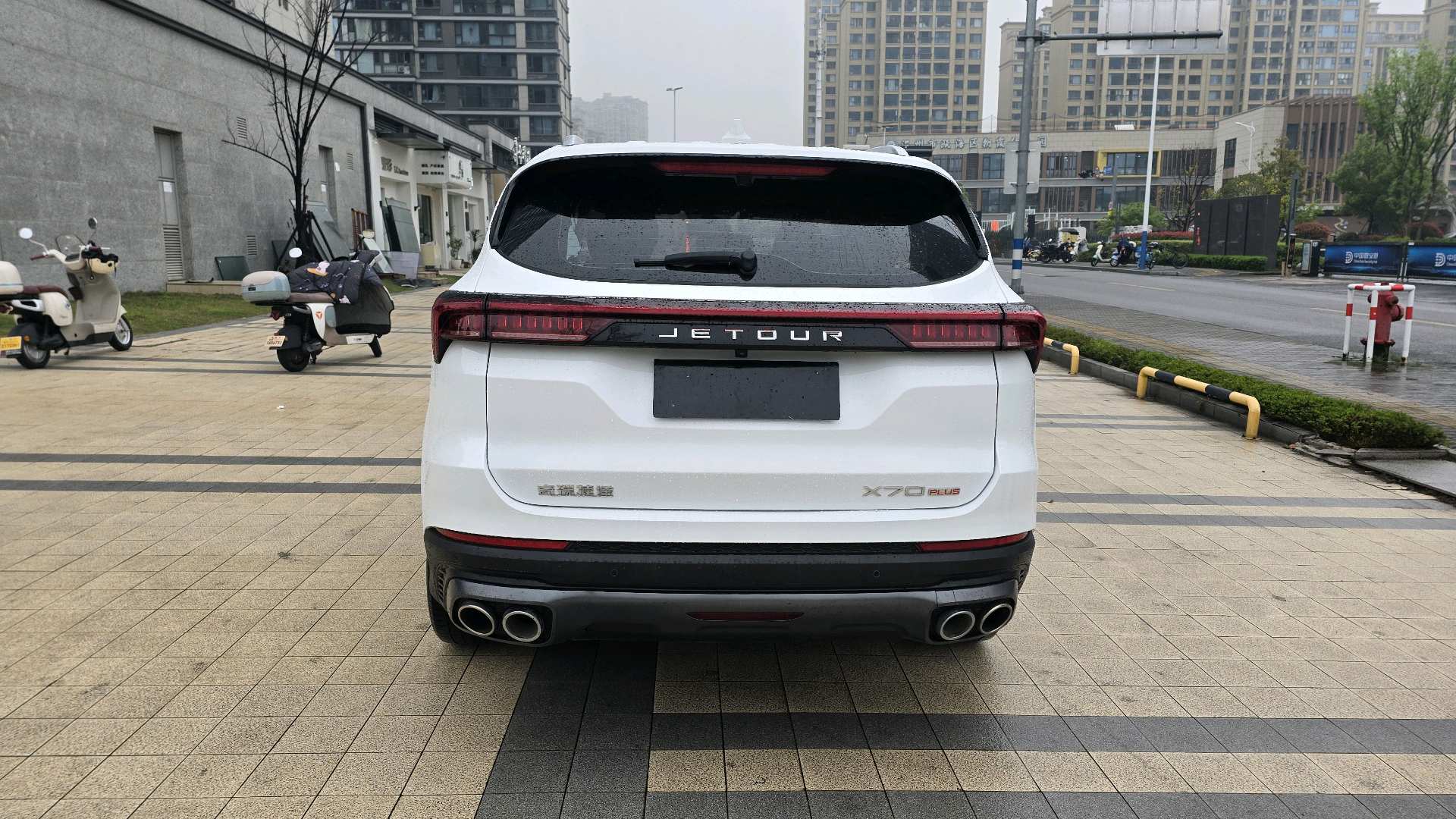 捷途 2023款 X70 PLUS 1.6T 强者5座