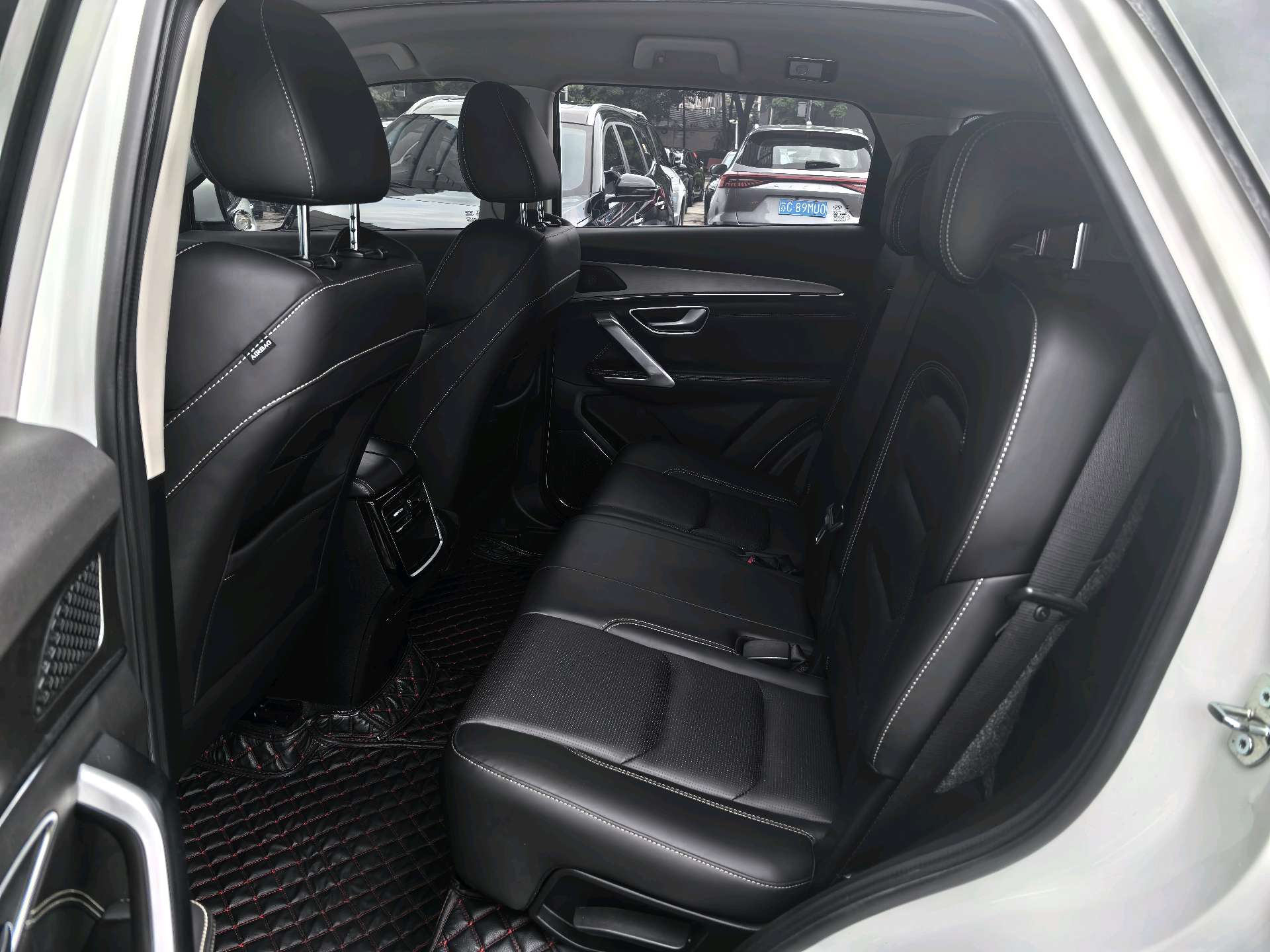 JETOUR 2021 X70 PLUS 1.5T Mountain 7-Seater