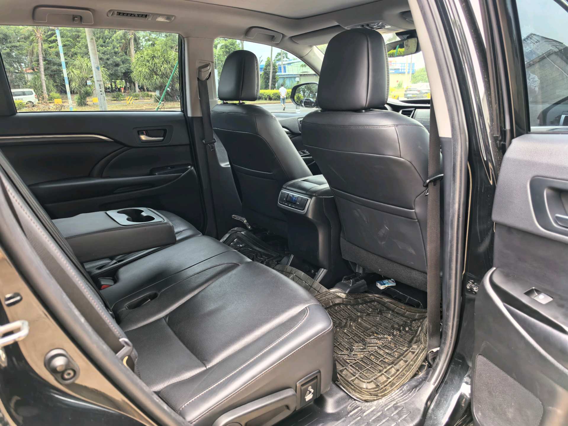 Toyota 2021 Highlander 2.0T 4WD Luxury 7-Seater