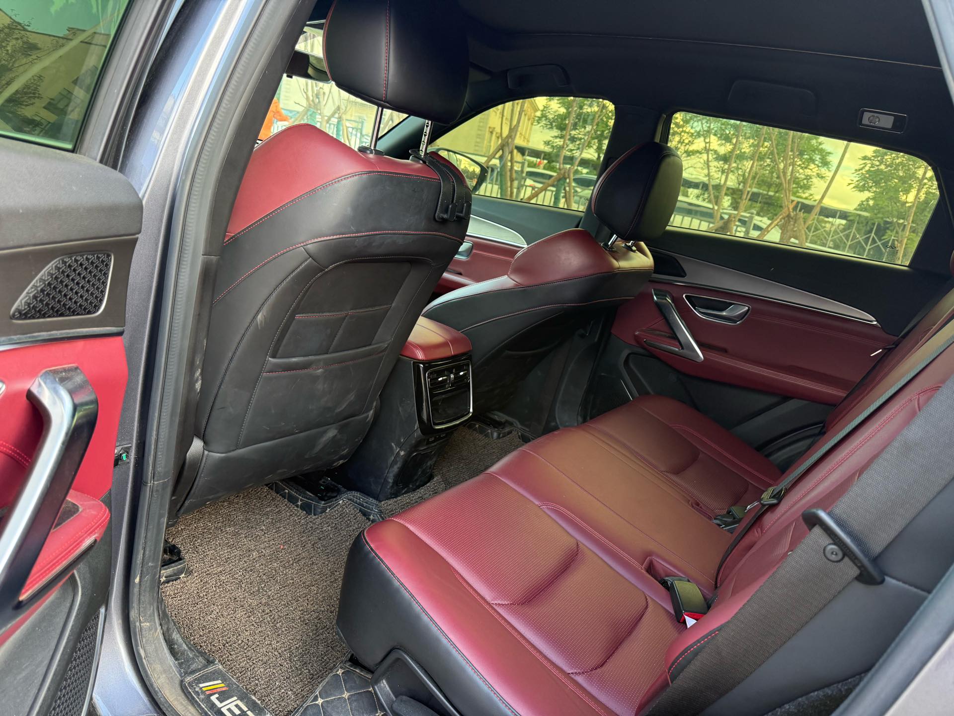 JETOUR 2023 X70 PLUS 1.5T Ziqiang PRO 7-Seater