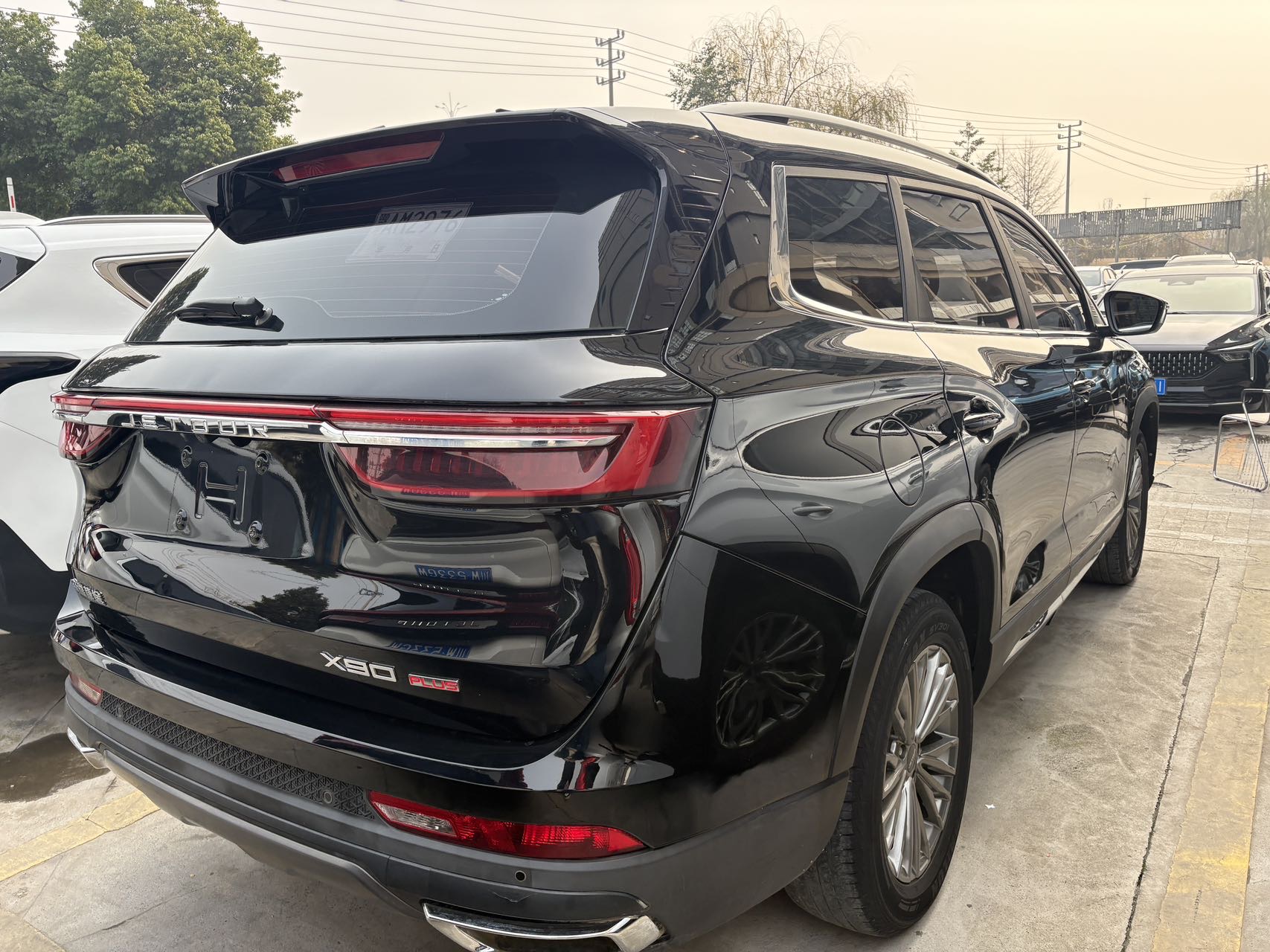 JETOUR 2023 X90 PLUS 1.5T Bieyuan 7-Seater