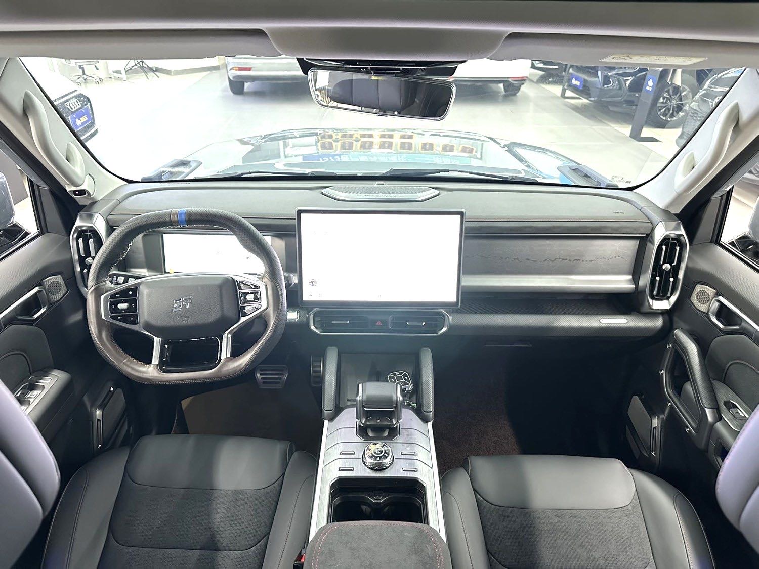 JETOUR 2023 Traveler 2.0T 4WD Cross PRO