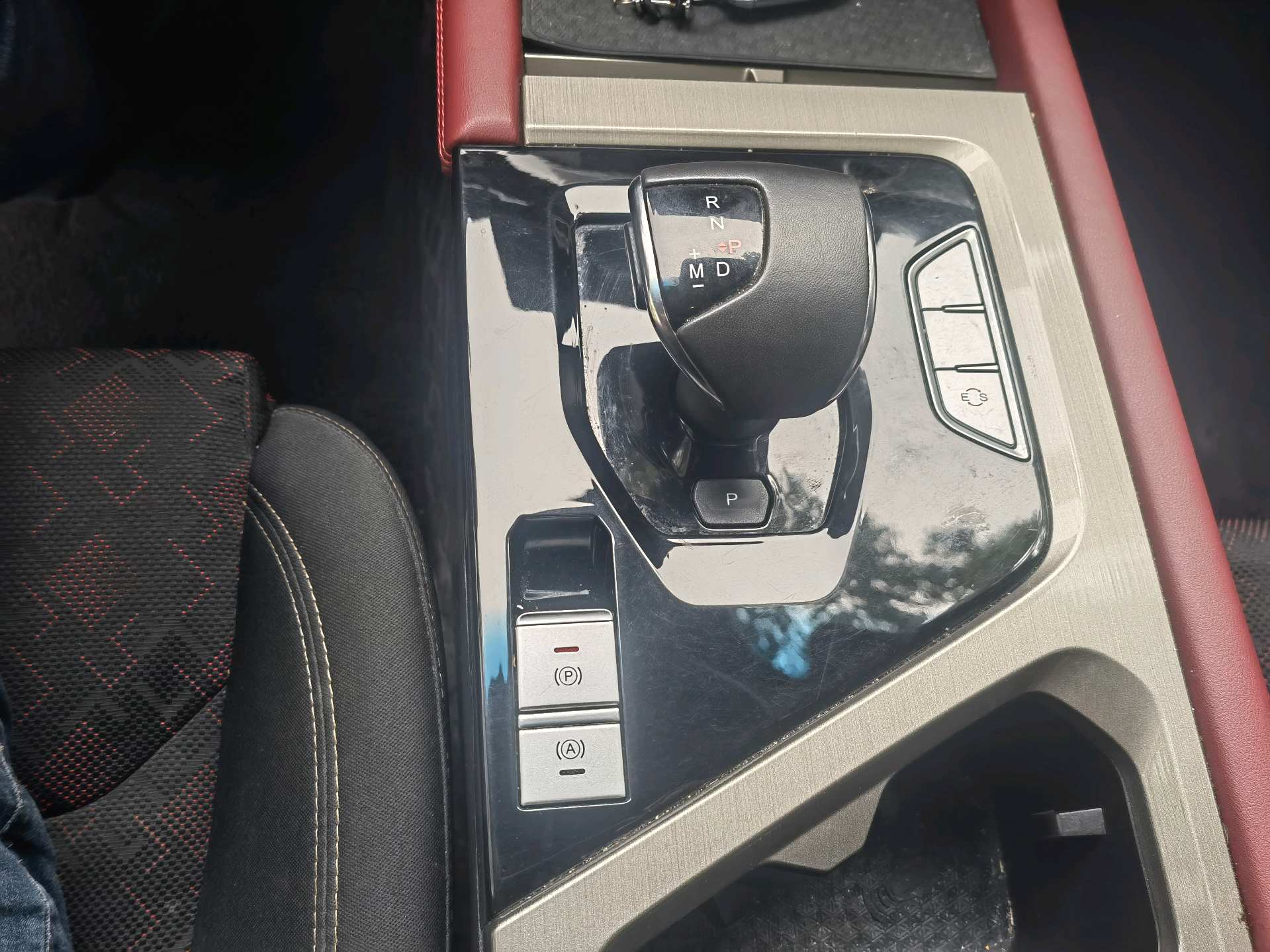 JETOUR 2023 X70 1.5T Beyond PRO 5-Seater
