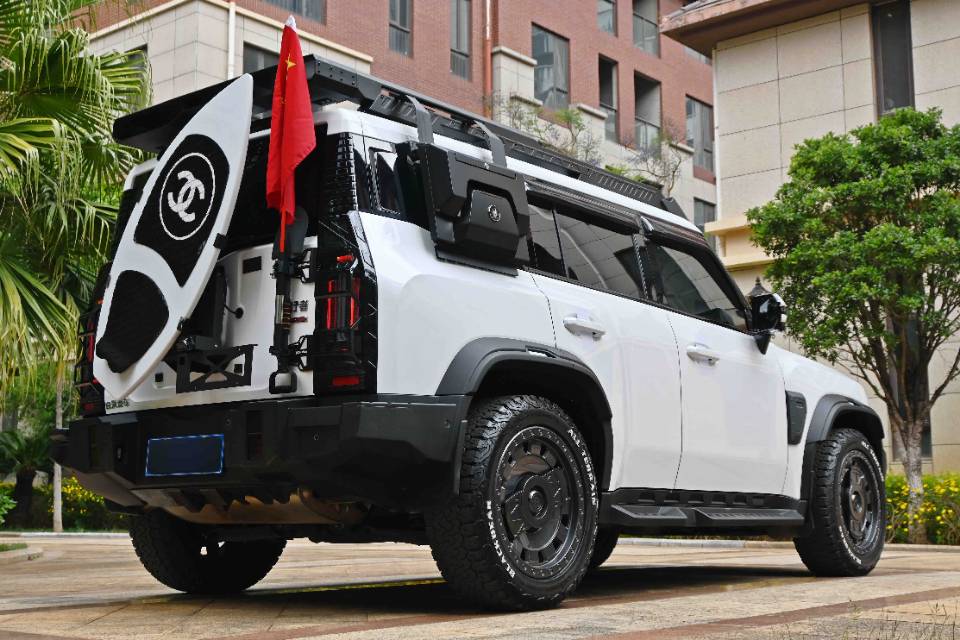 JETOUR 2024 Traveler 2.0T 4WD Silver Dragon Wings