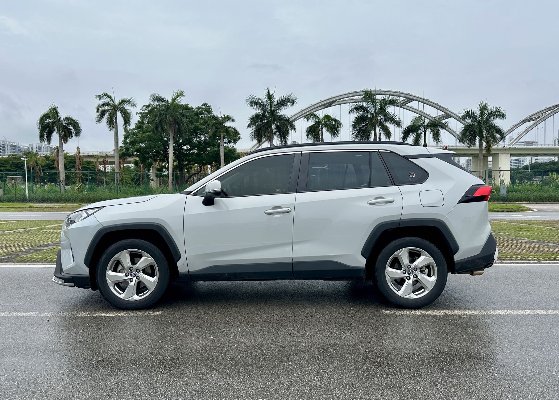 Toyota 2020 RAV4 2.0 CVT 2WD Fashion Edition