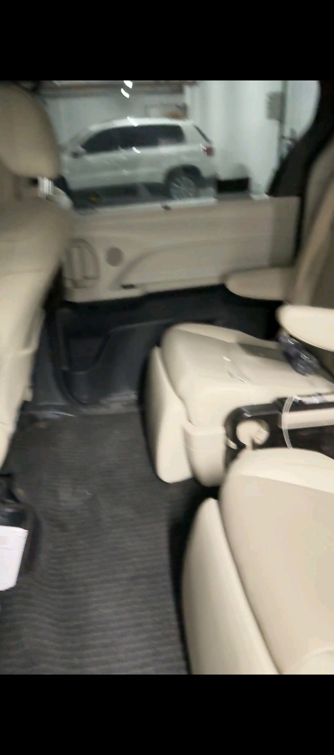 Toyota 2023 Sienna 2.5 CVT Premium Edition