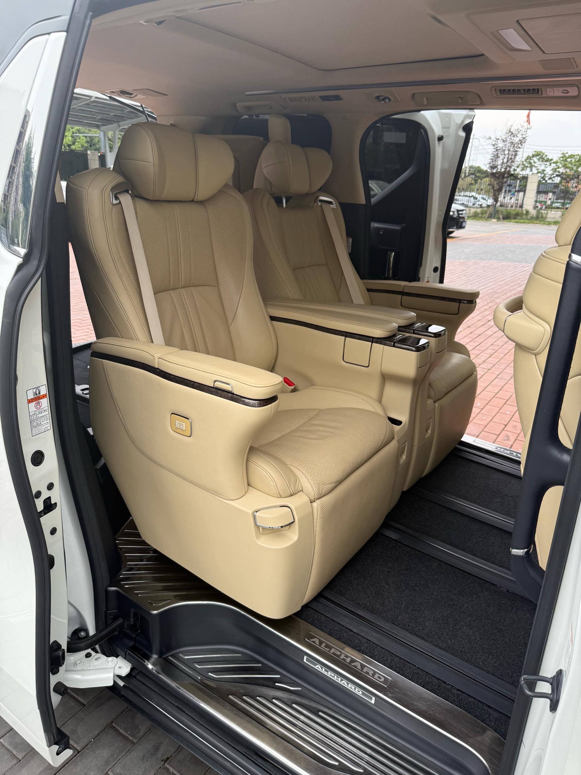 Toyota Alphard (Import) 2018 Alphard 3.5 Premium (Facelift)